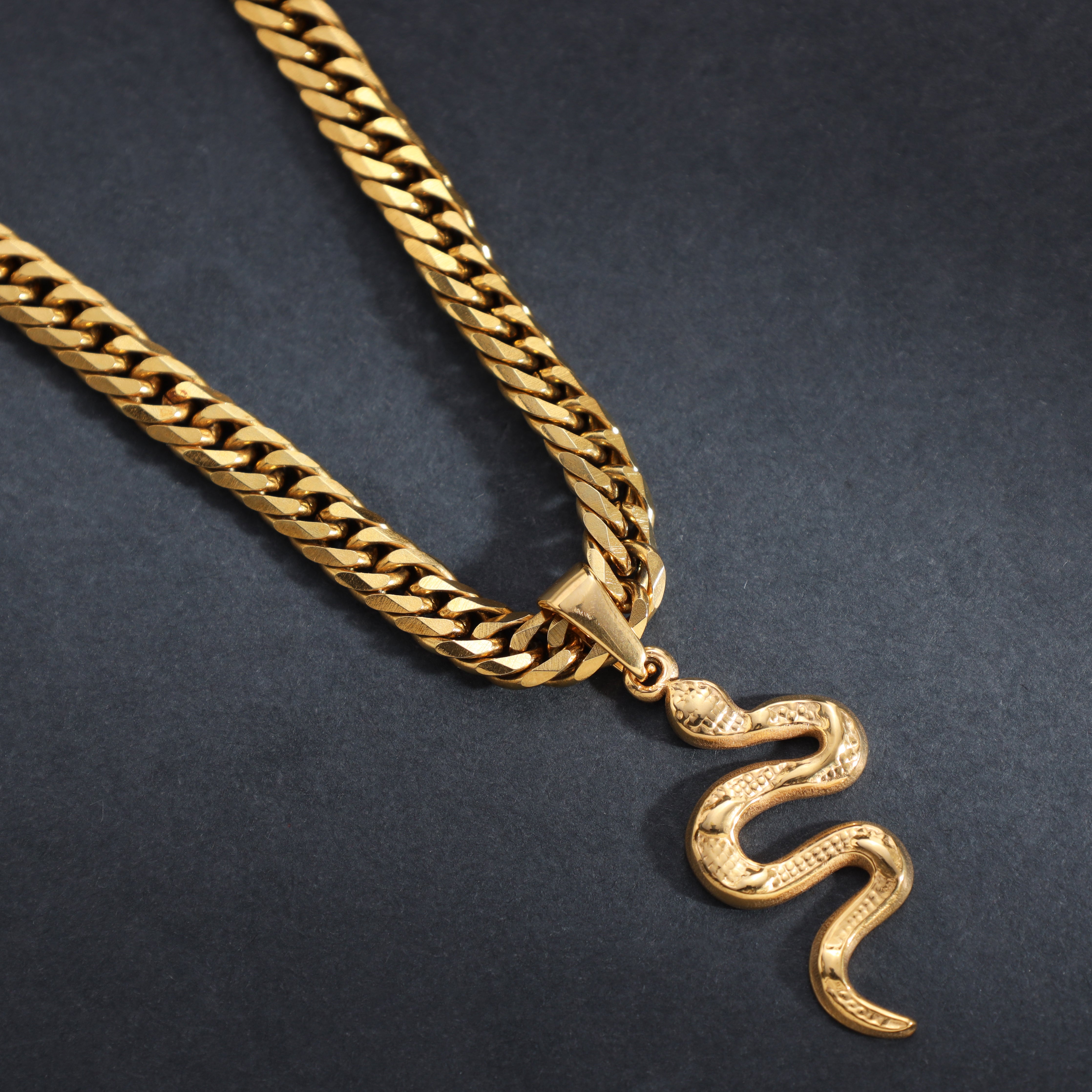 Schlange Anhänger aus Edelstahl 18K Vergoldet - Taipan Schmuck