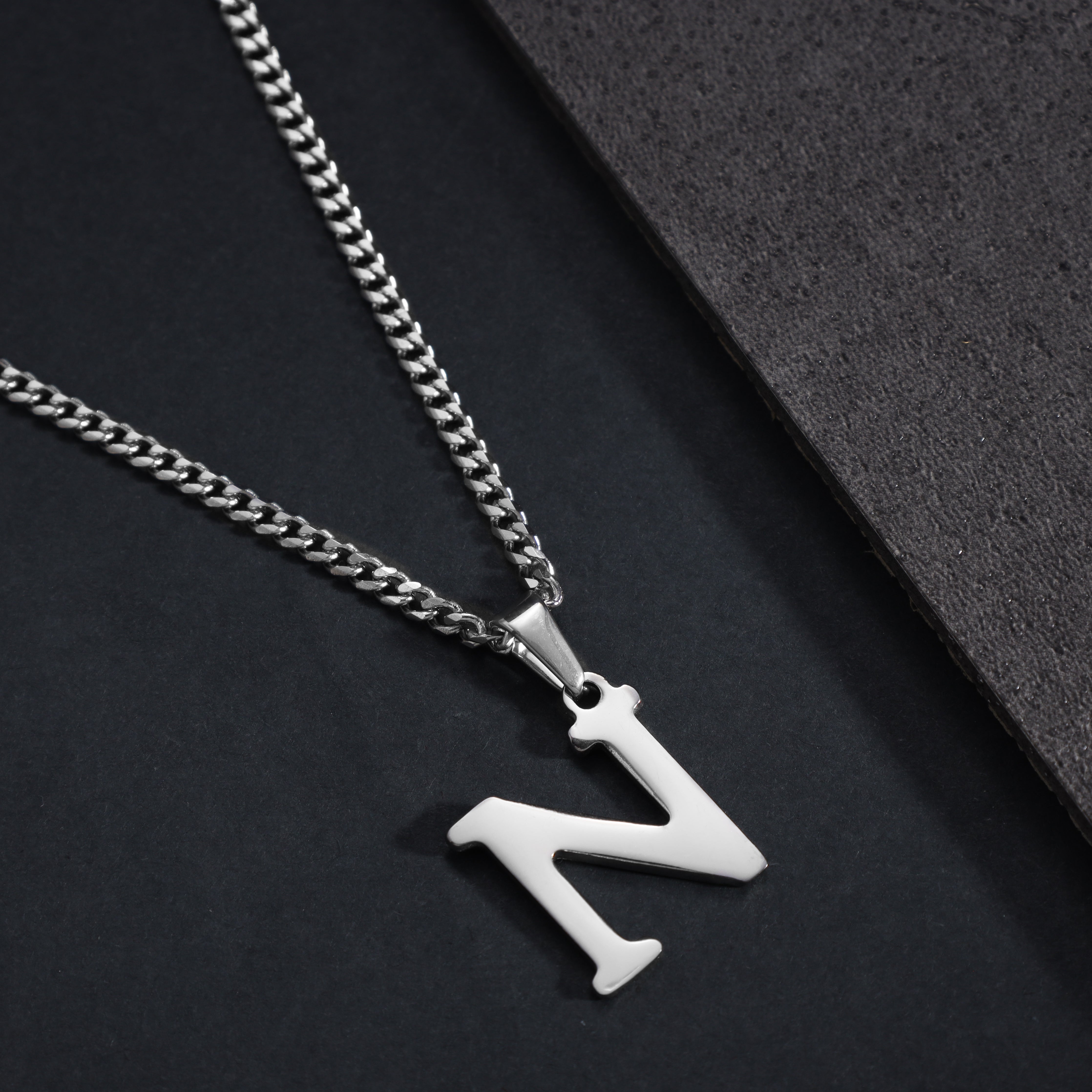 A-Z Alphabet Anhänger aus Edelstahl