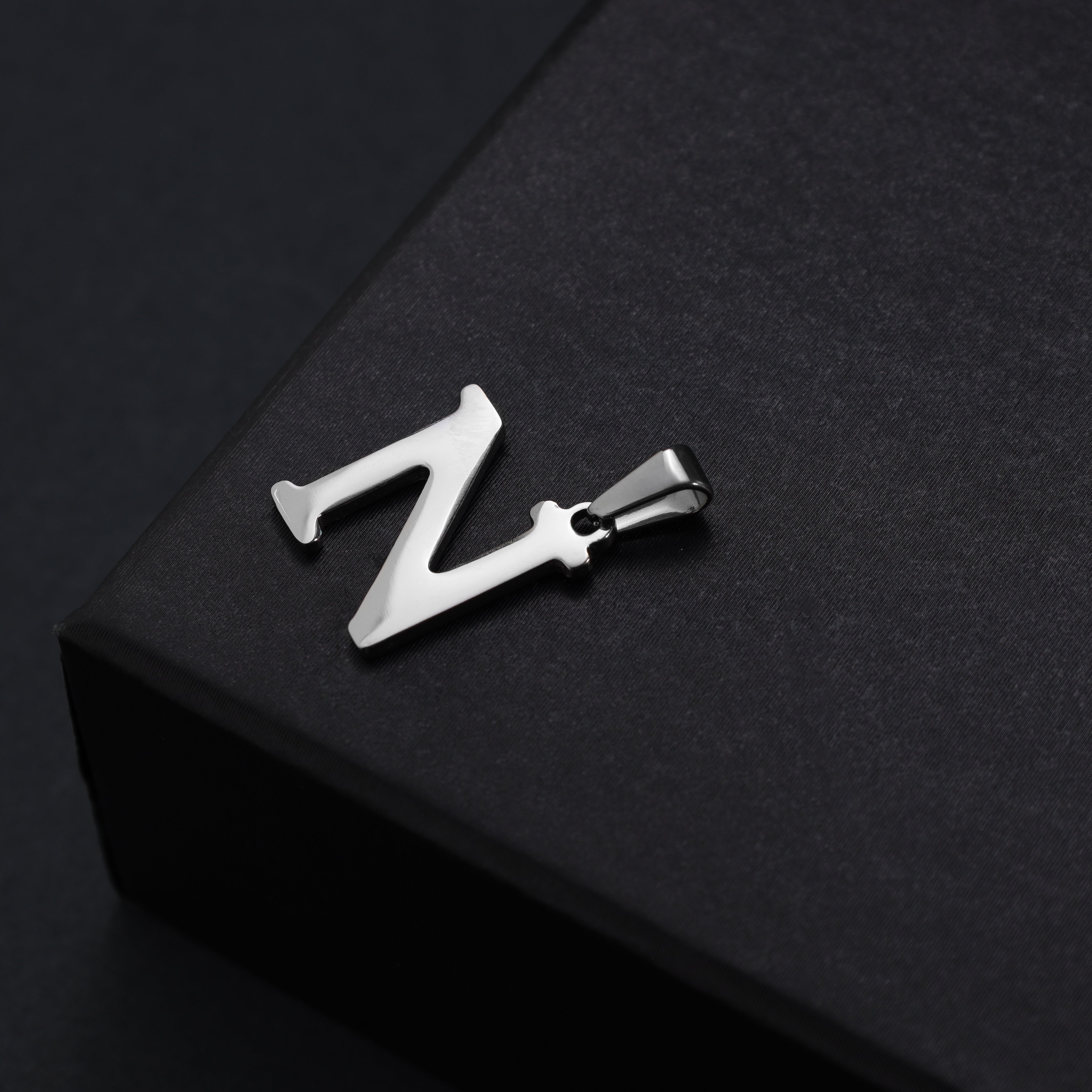 A-Z Alphabet Anhänger aus Edelstahl