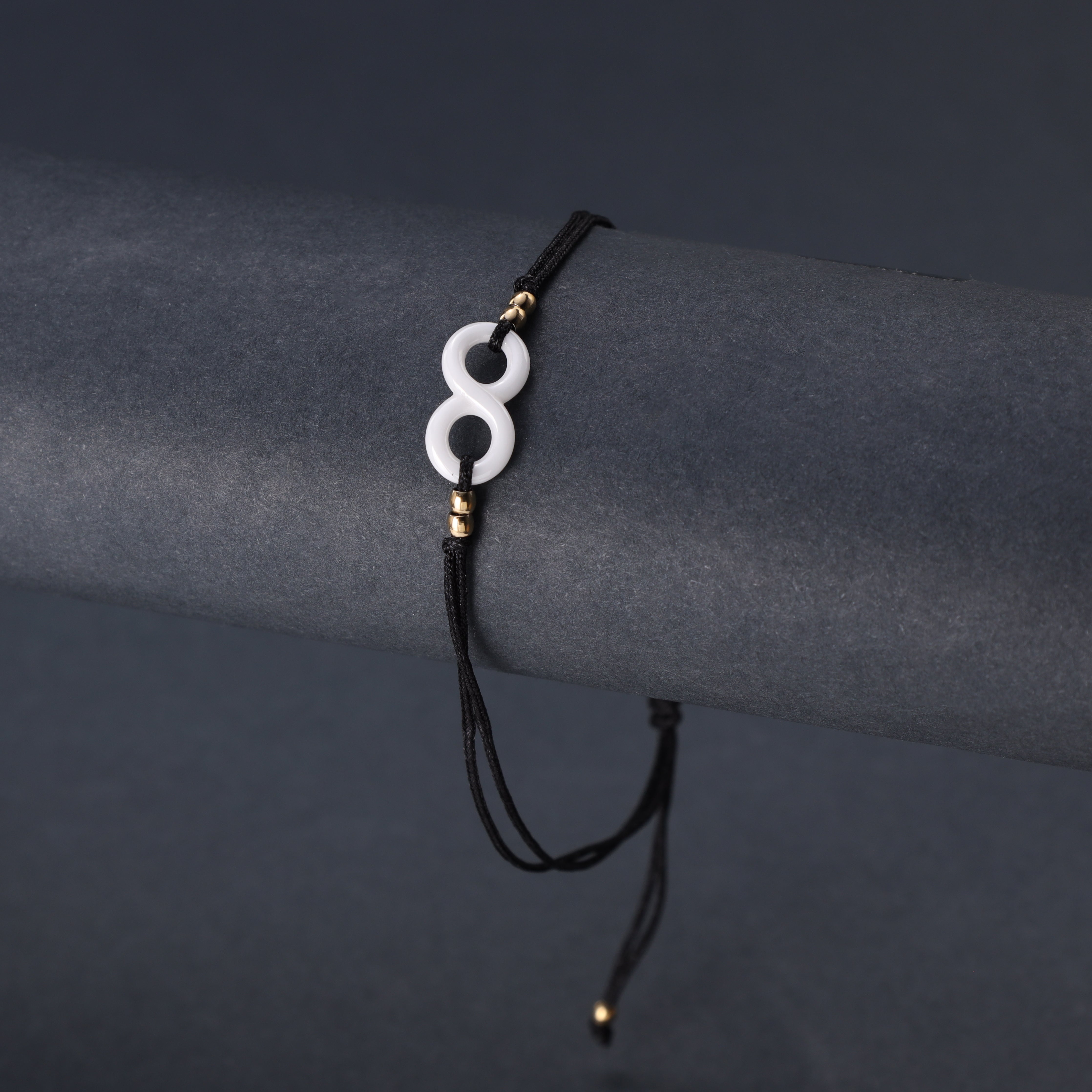 Damen Armband mit Infinity Symbol aus Edelstahl 18K Vergoldet - Taipan Schmuck