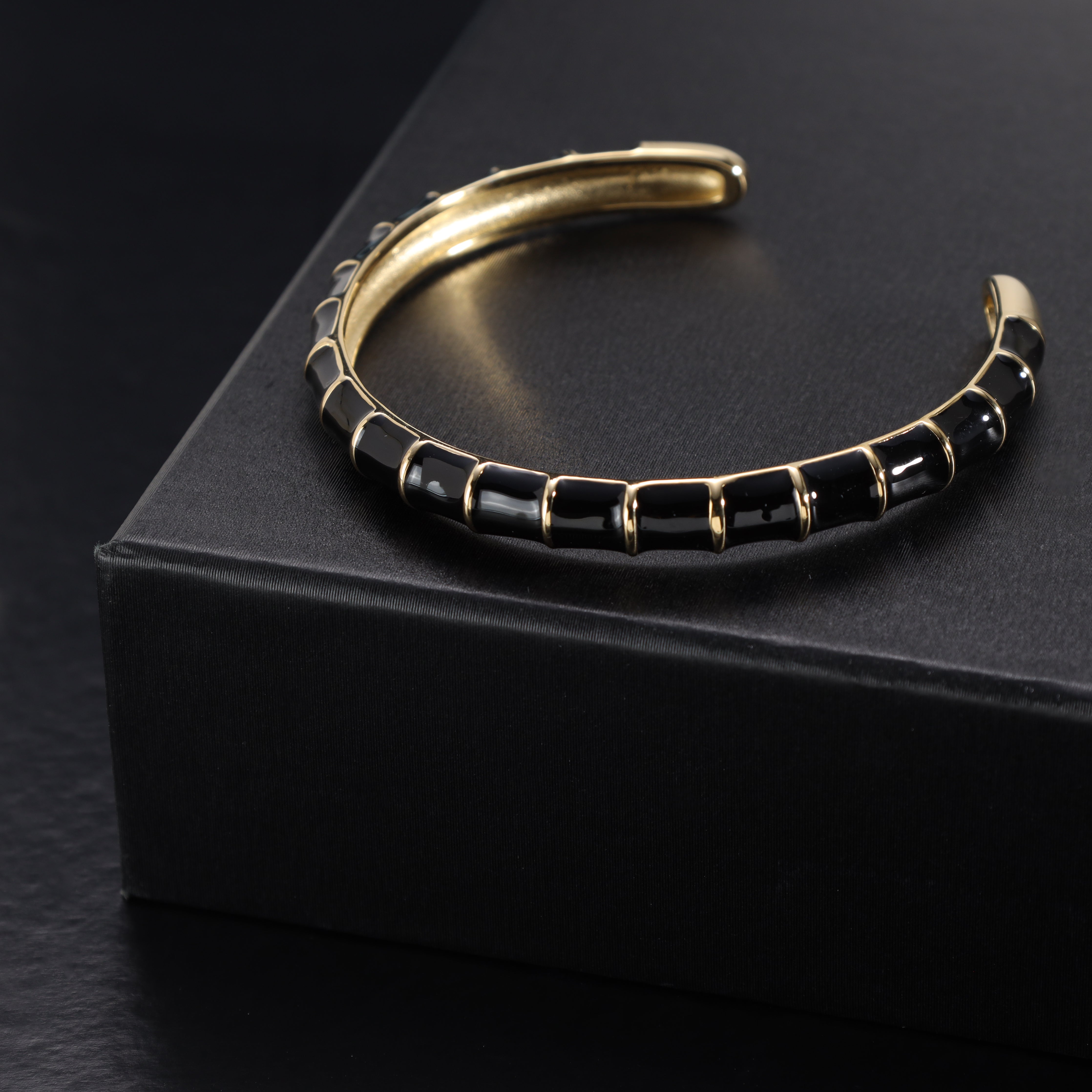 Armreifen armband aus Edelstahl 18K Vergoldet - Taipan Schmuck