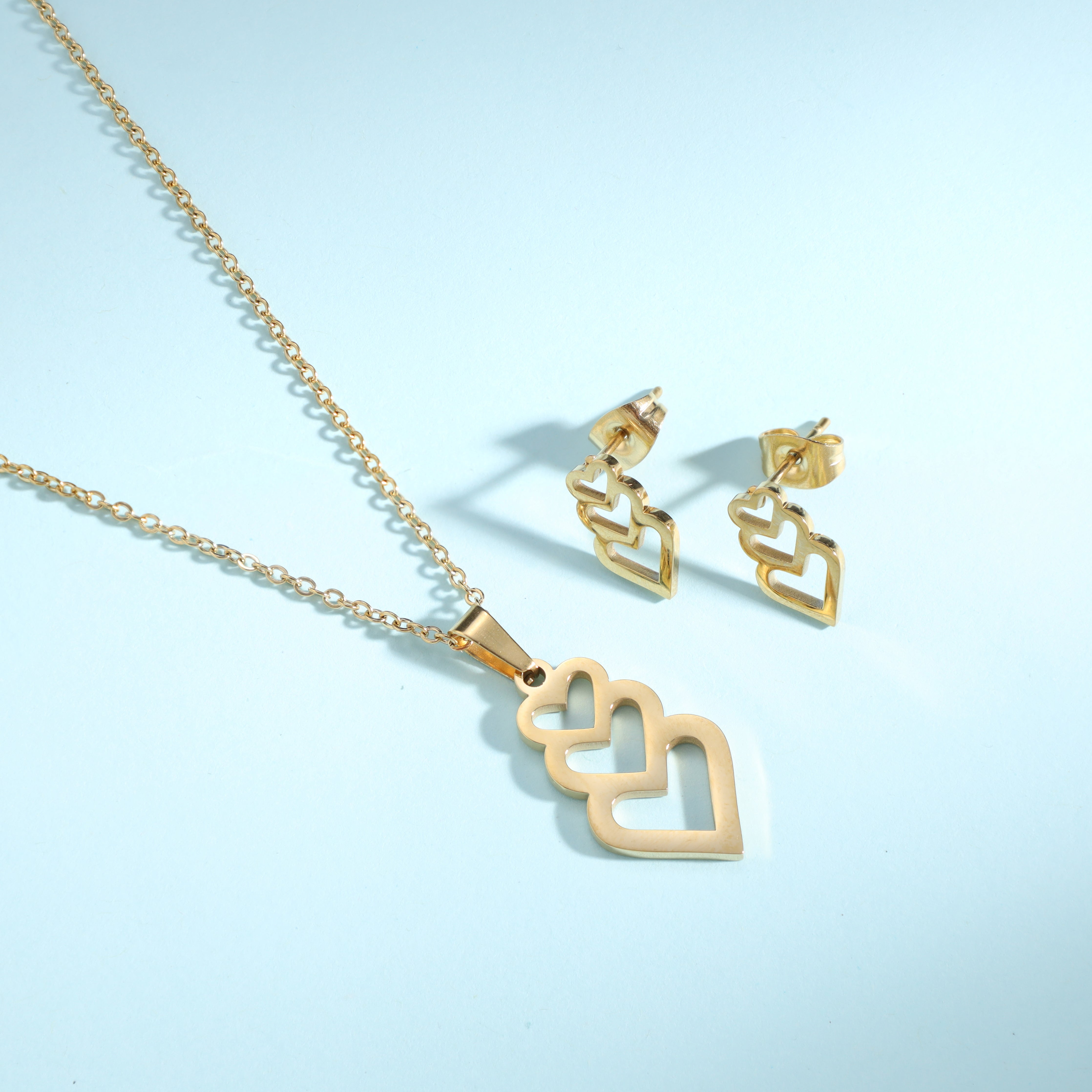 Damen Set Herz Halskette und Ohrringe aus Edelstahl 18K Vergoldet