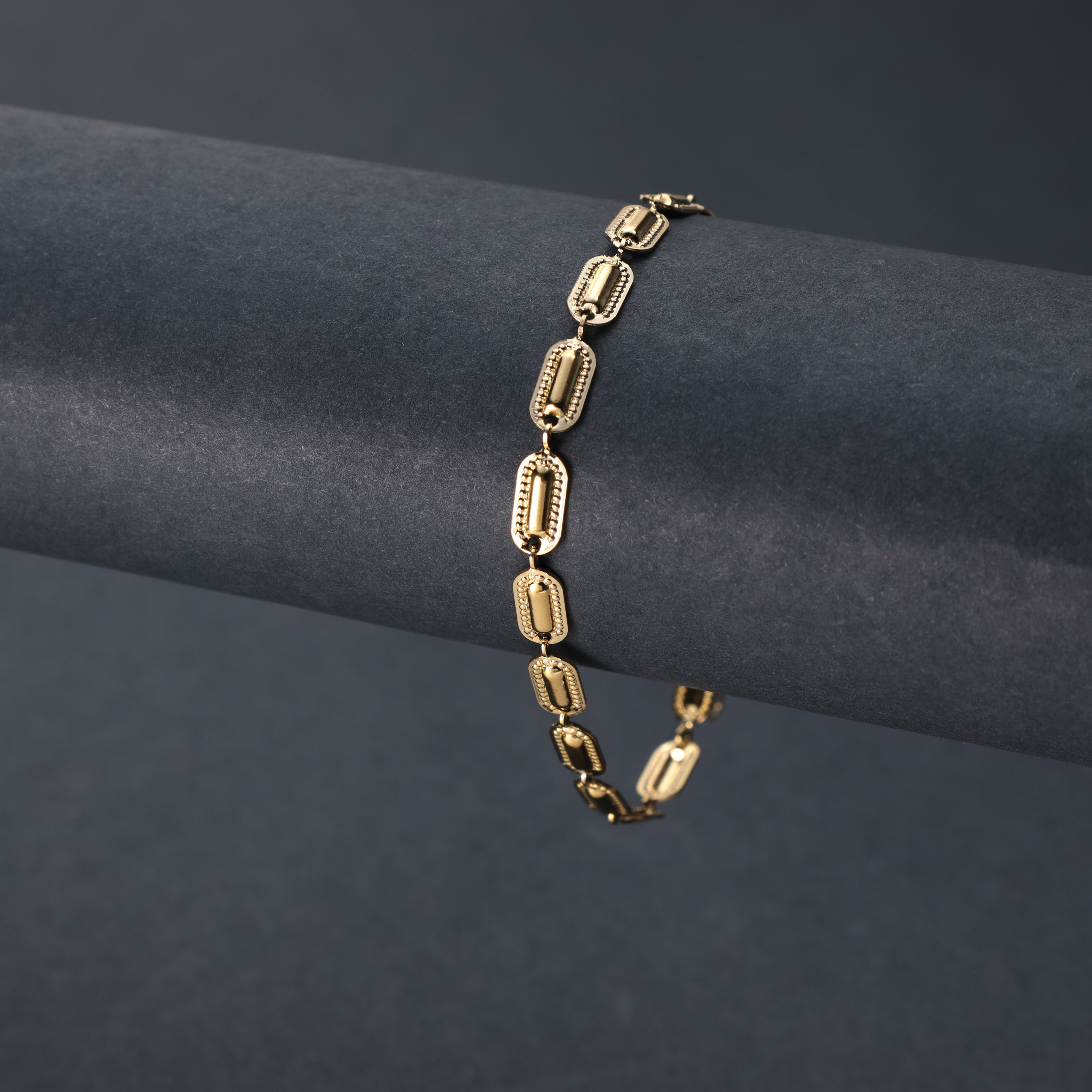 Ladies gold bracelet made of stainless steel 18K gold plated