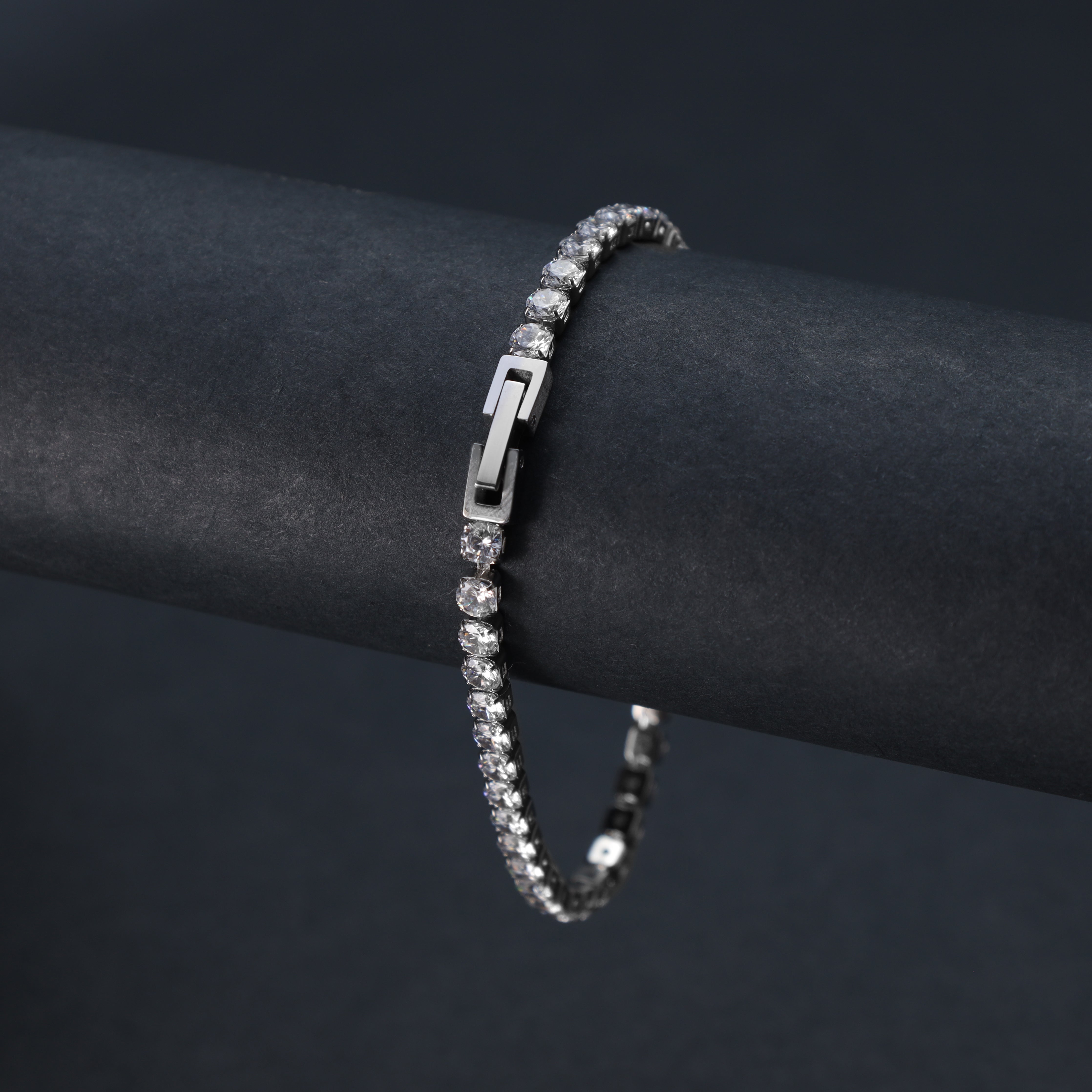 Tennis Chain Armband 4mm breit aus Edelstahl VVS - Taipan Schmuck