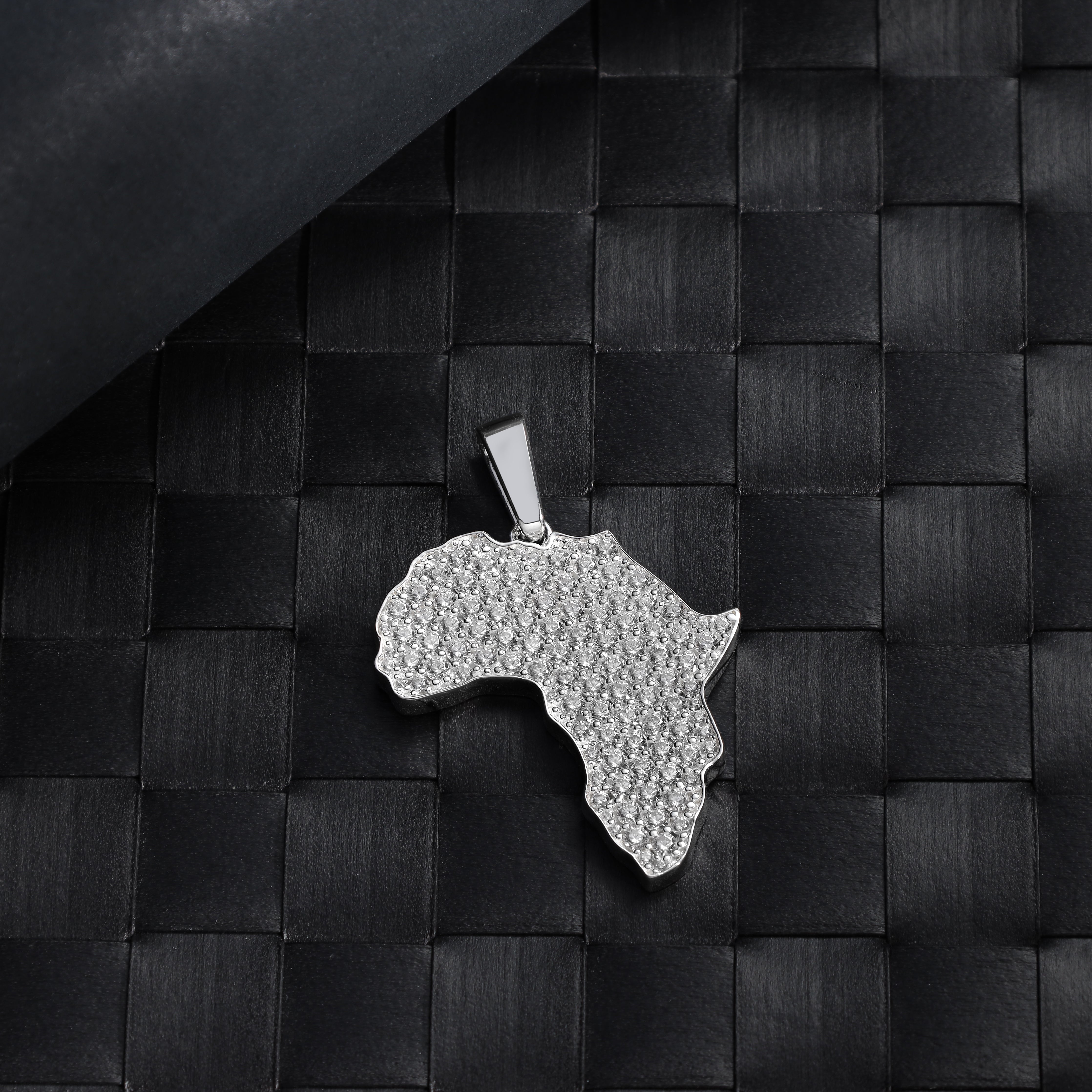Iced Out Stil Africa Anhänger aus 925 Sterlingsilber (PE321) - Taipan Schmuck