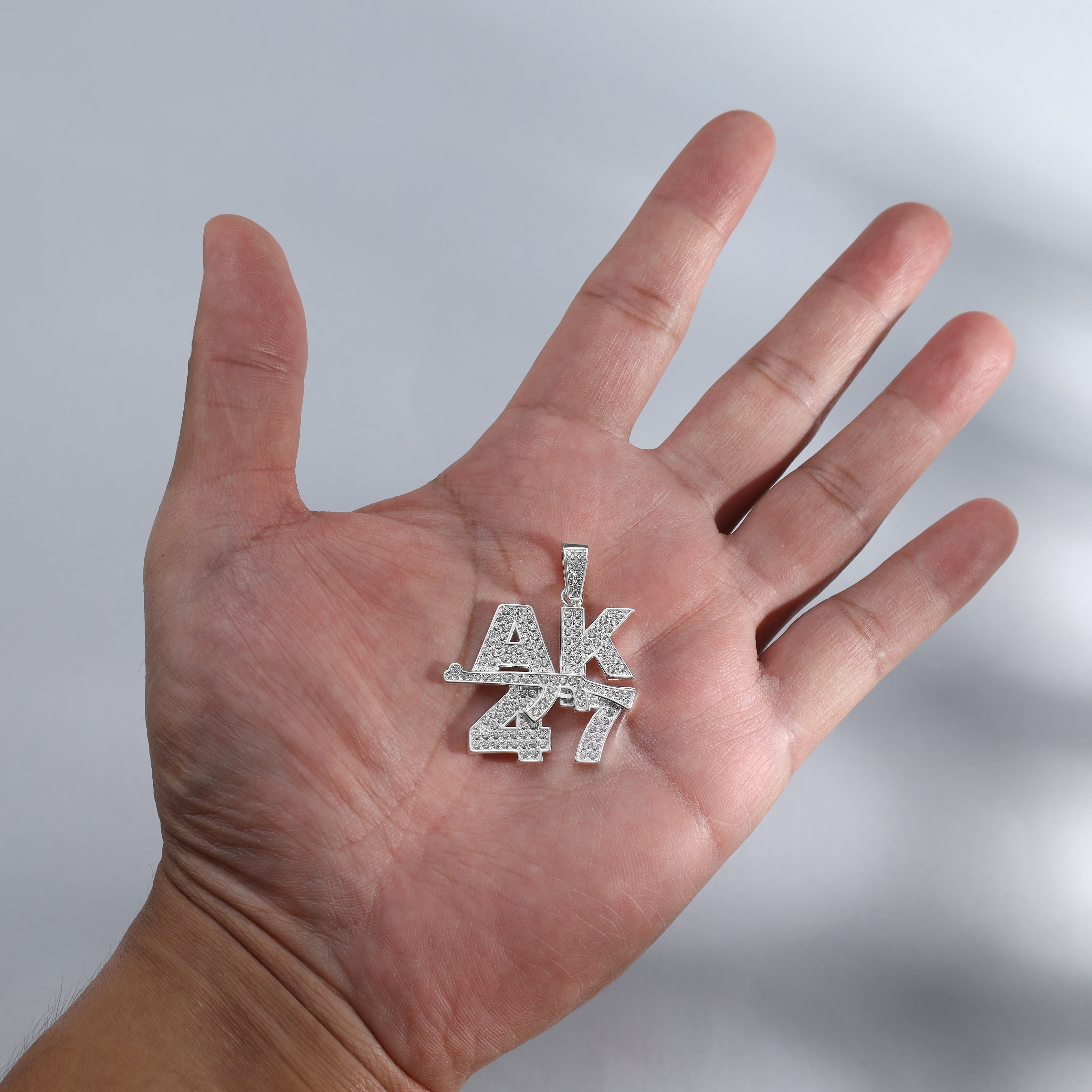 Iced Out Stil Ak47 Anhänger aus 925 Sterlingsilber - Taipan Schmuck