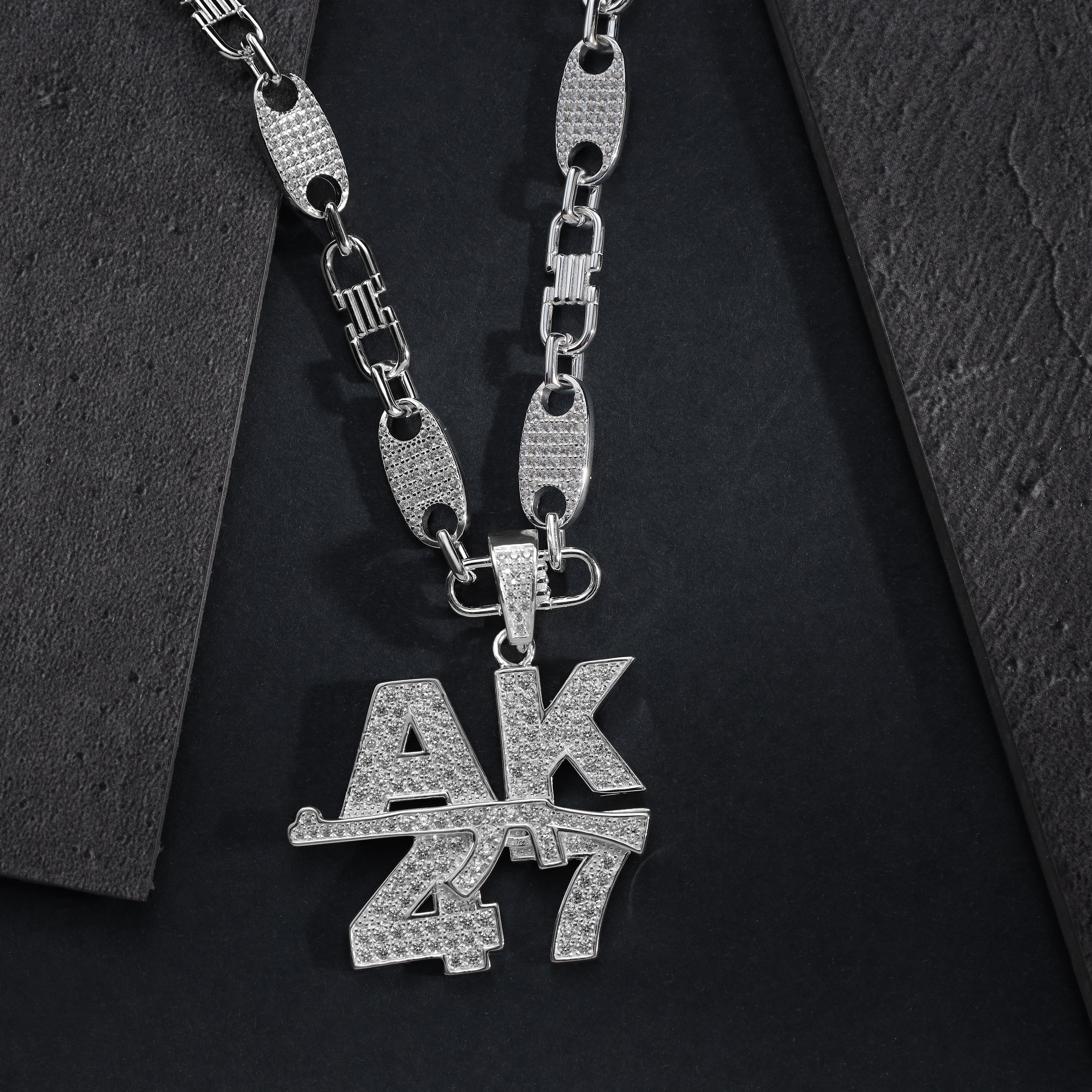 Iced Out Stil Ak47 Anhänger aus 925 Sterlingsilber - Taipan Schmuck