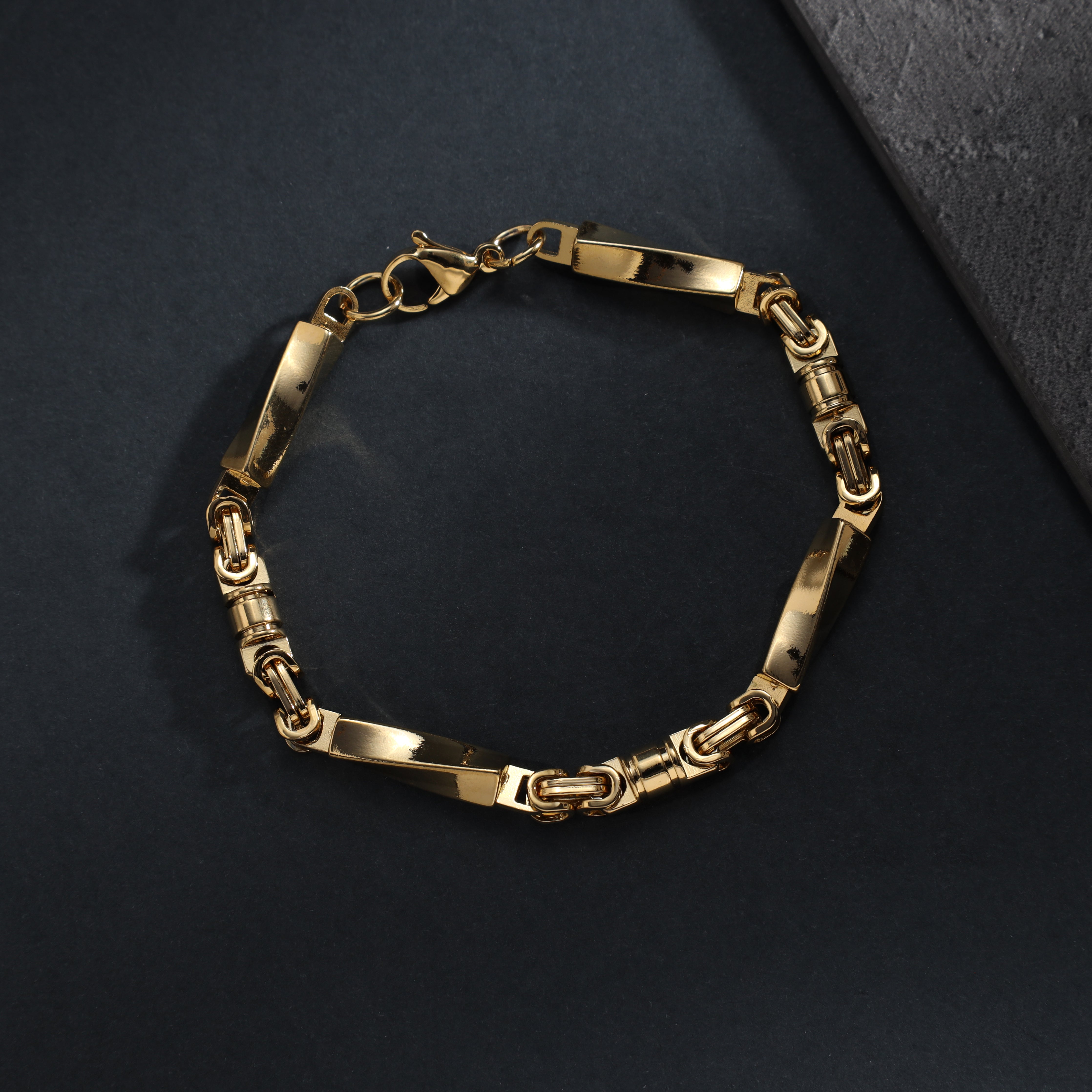 King chain + Montacarlo bracelet 6mm wide 22cm made of stainless steel 18K gold plated 