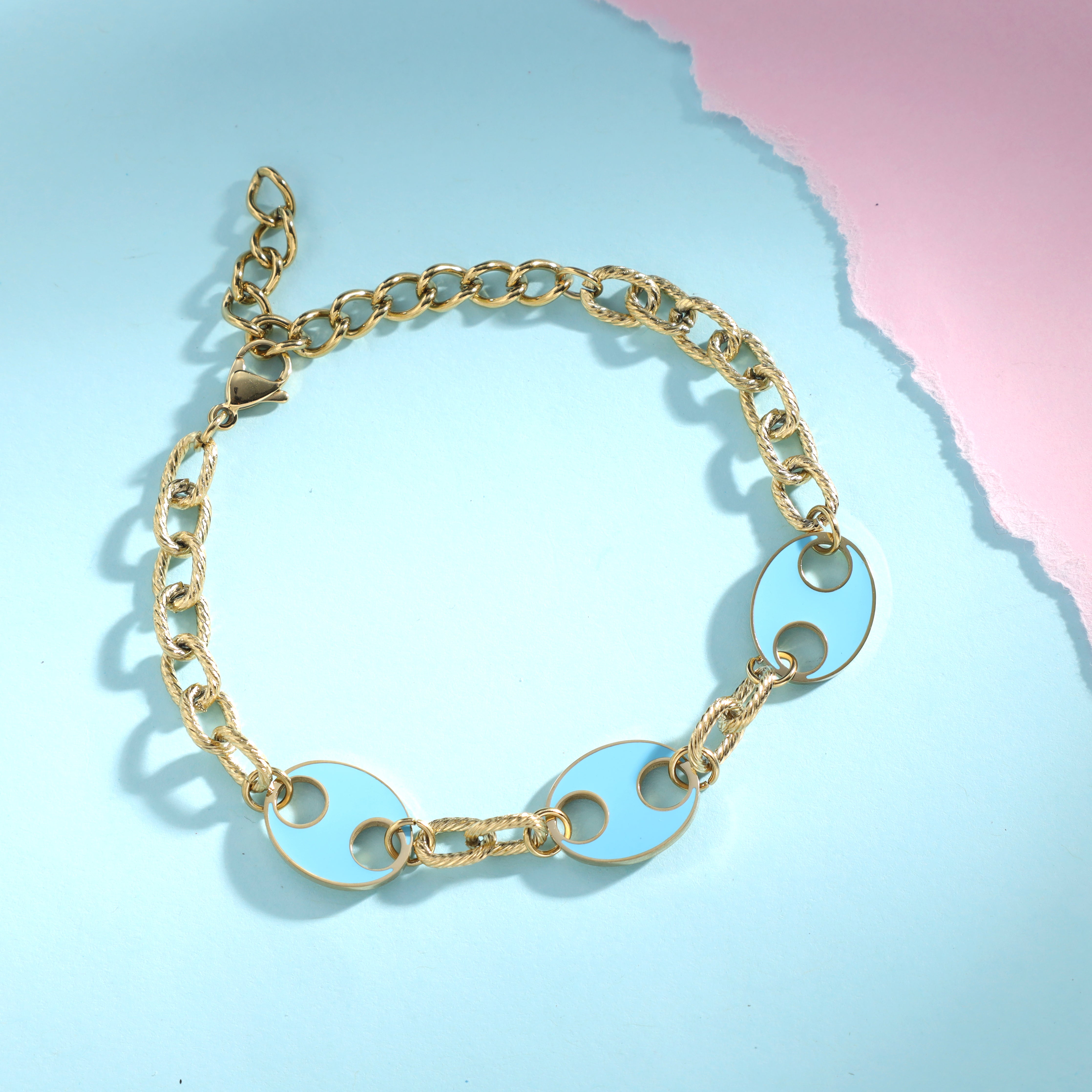 Ladies anchor chain bracelet made of stainless steel 14K gold plated 