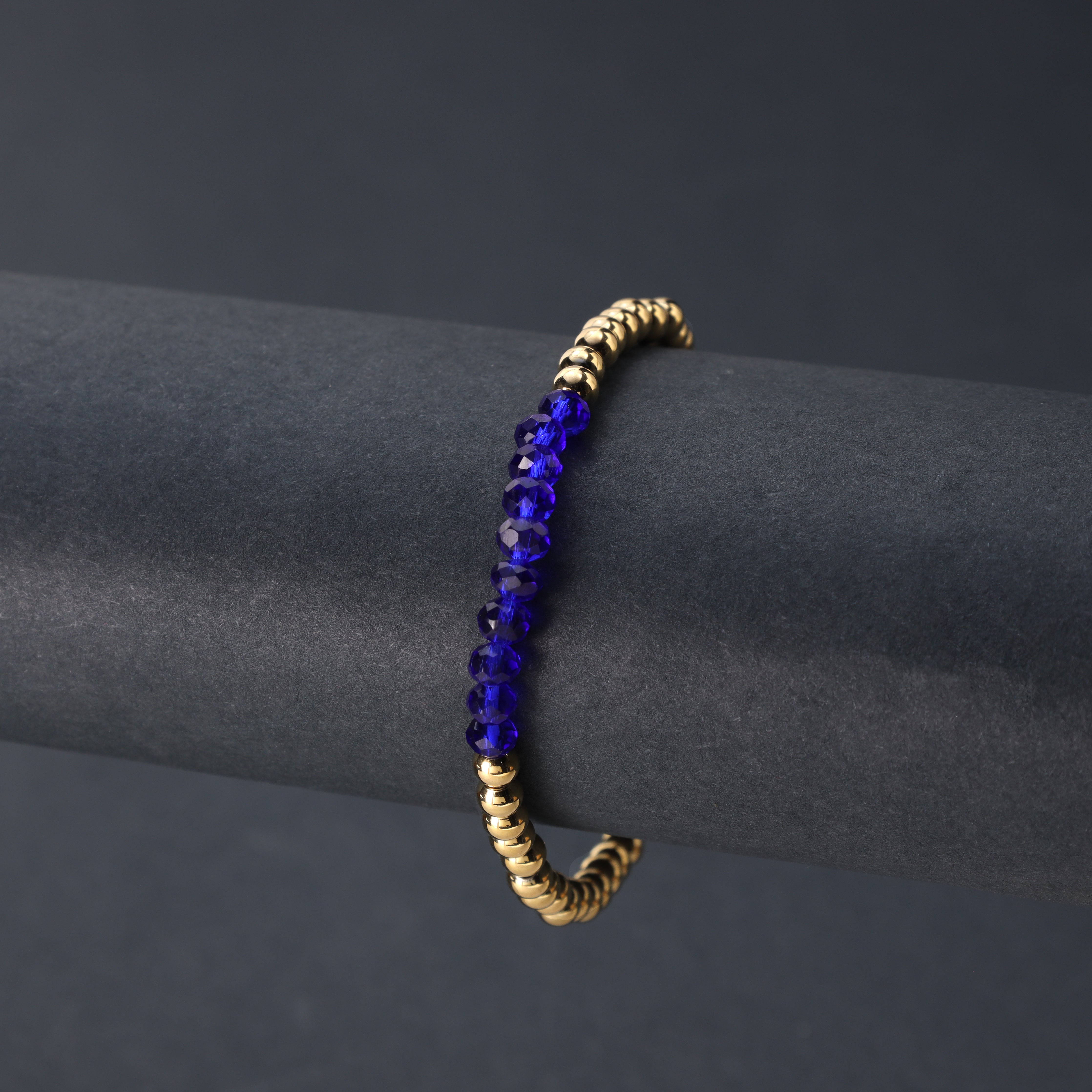 Damen Armband Gold & Blaue Beads aus Edelstahl