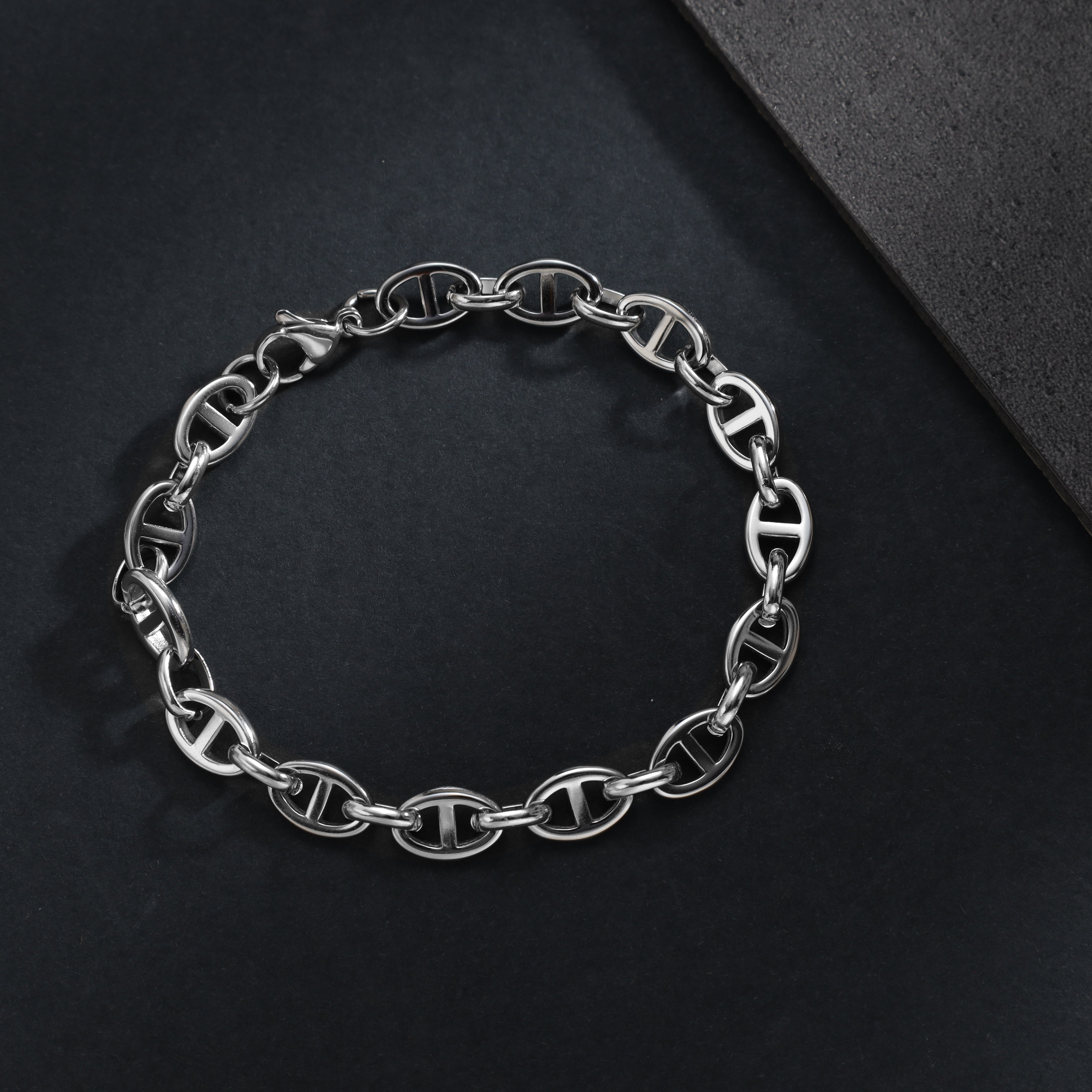 Mariner chain bracelet 8mm wide 22cm made of stainless steel 