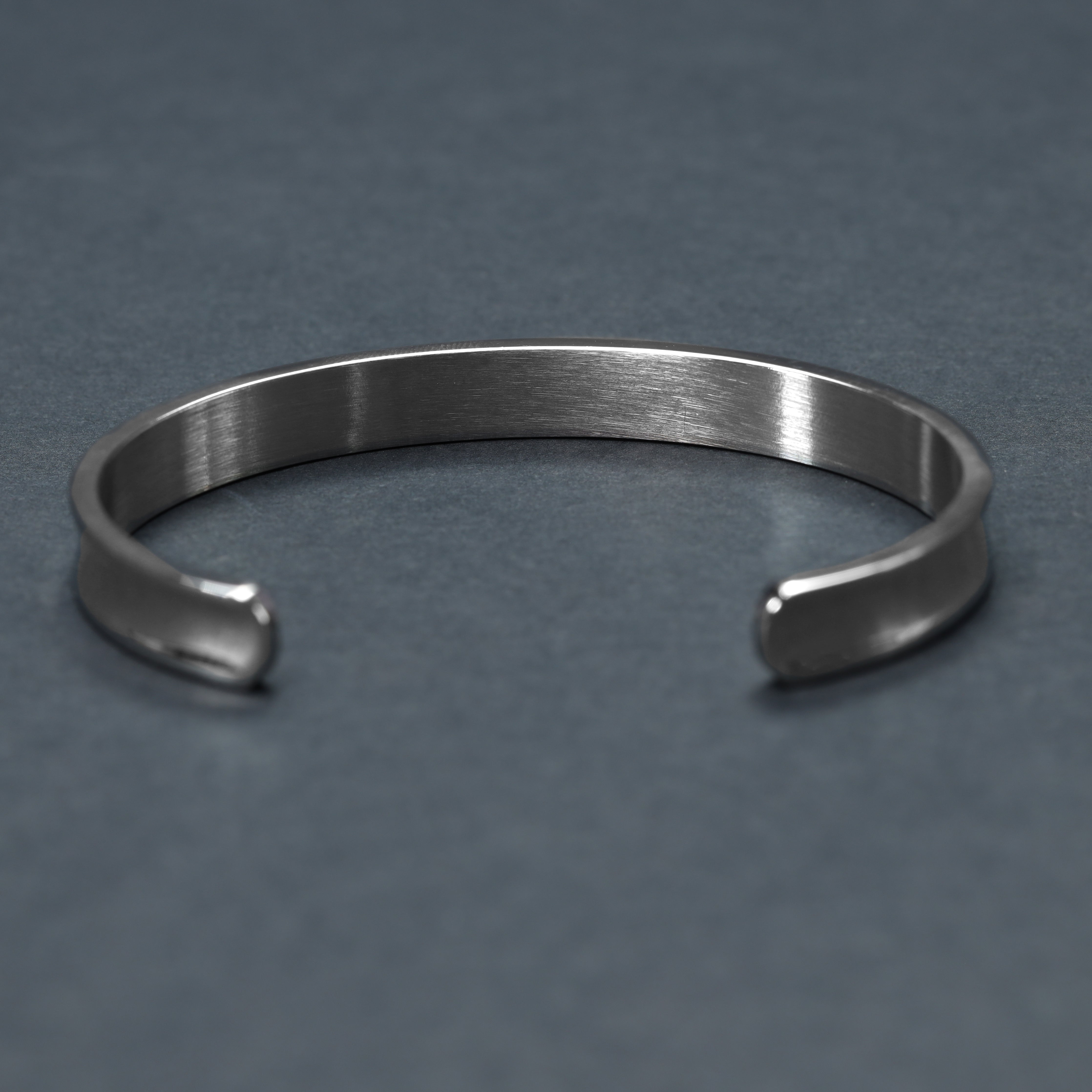 Bangle bracelet 8mm wide made of stainless steel 