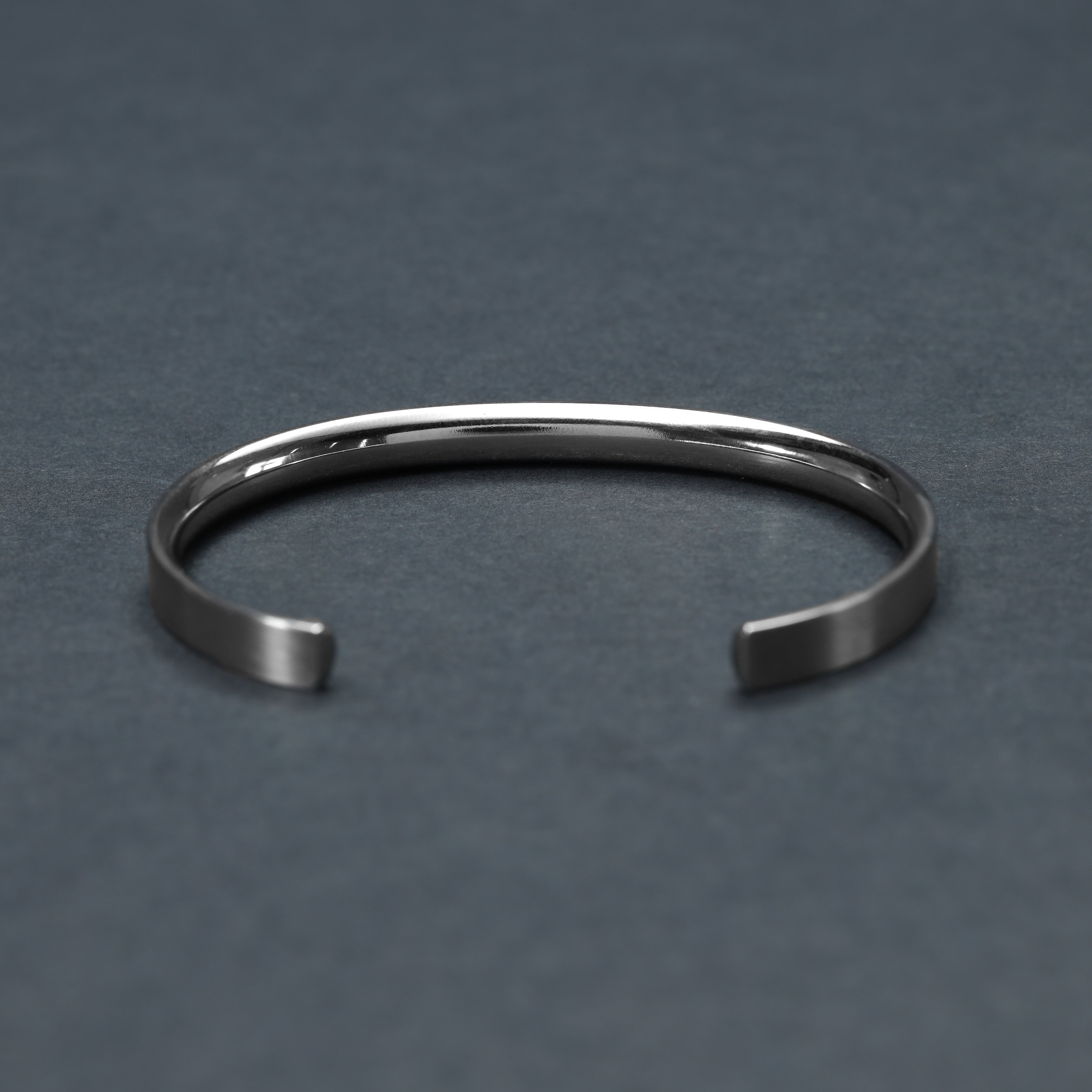 5mm wide ladies bangle bracelet made of stainless steel