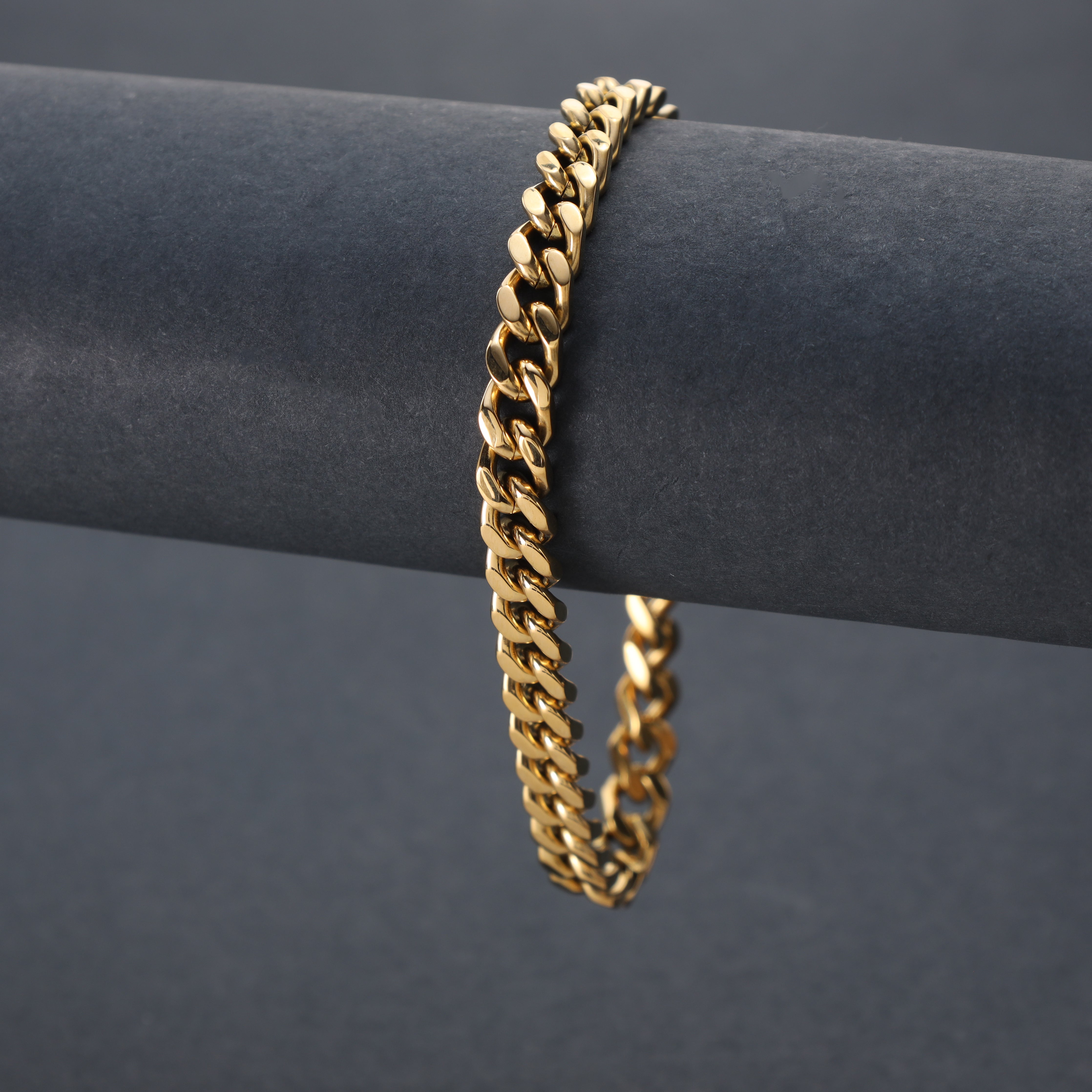 6mm curb chain bracelet 21cm made of stainless steel 18K gold plated 