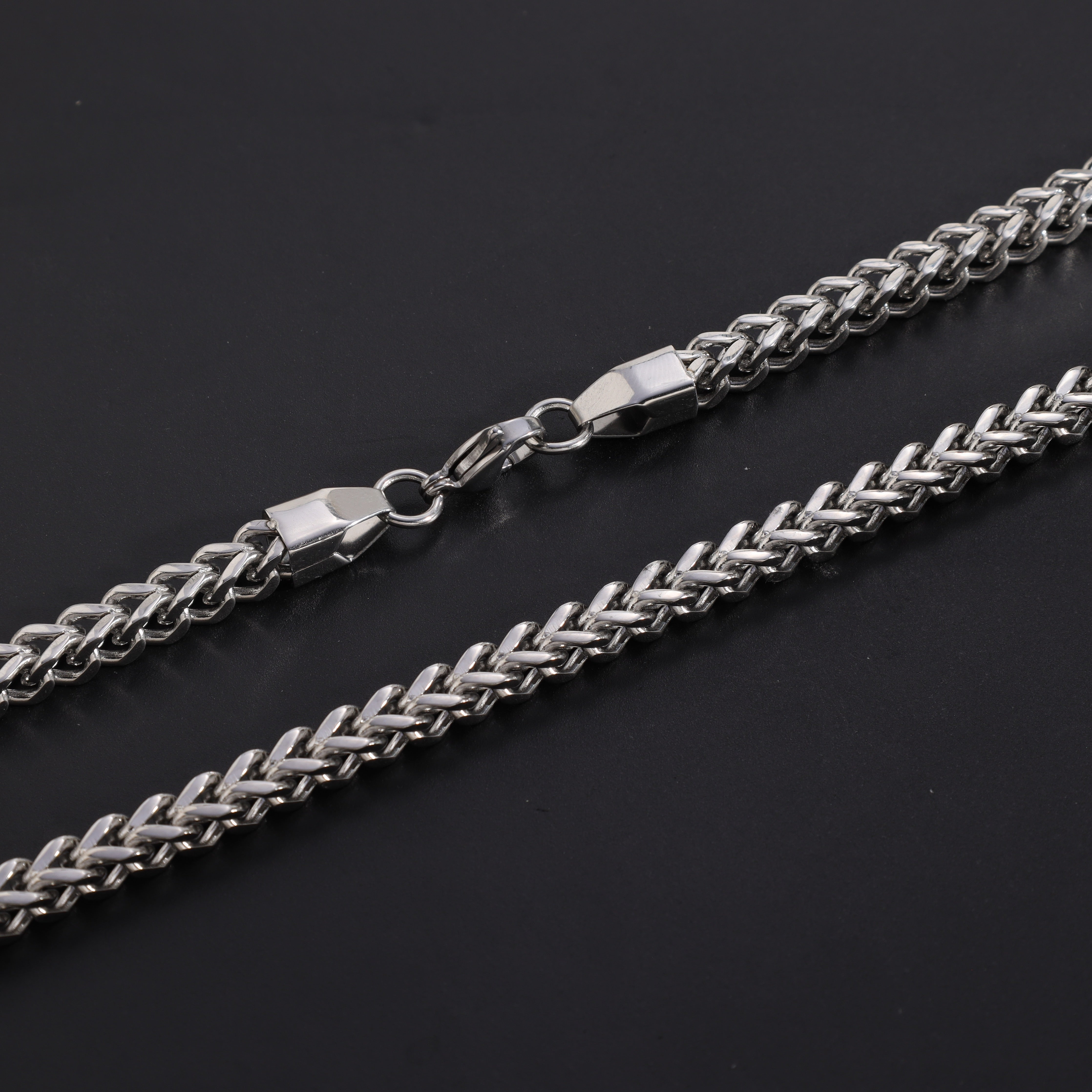 Franco Chain 5mm wide made of stainless steel 