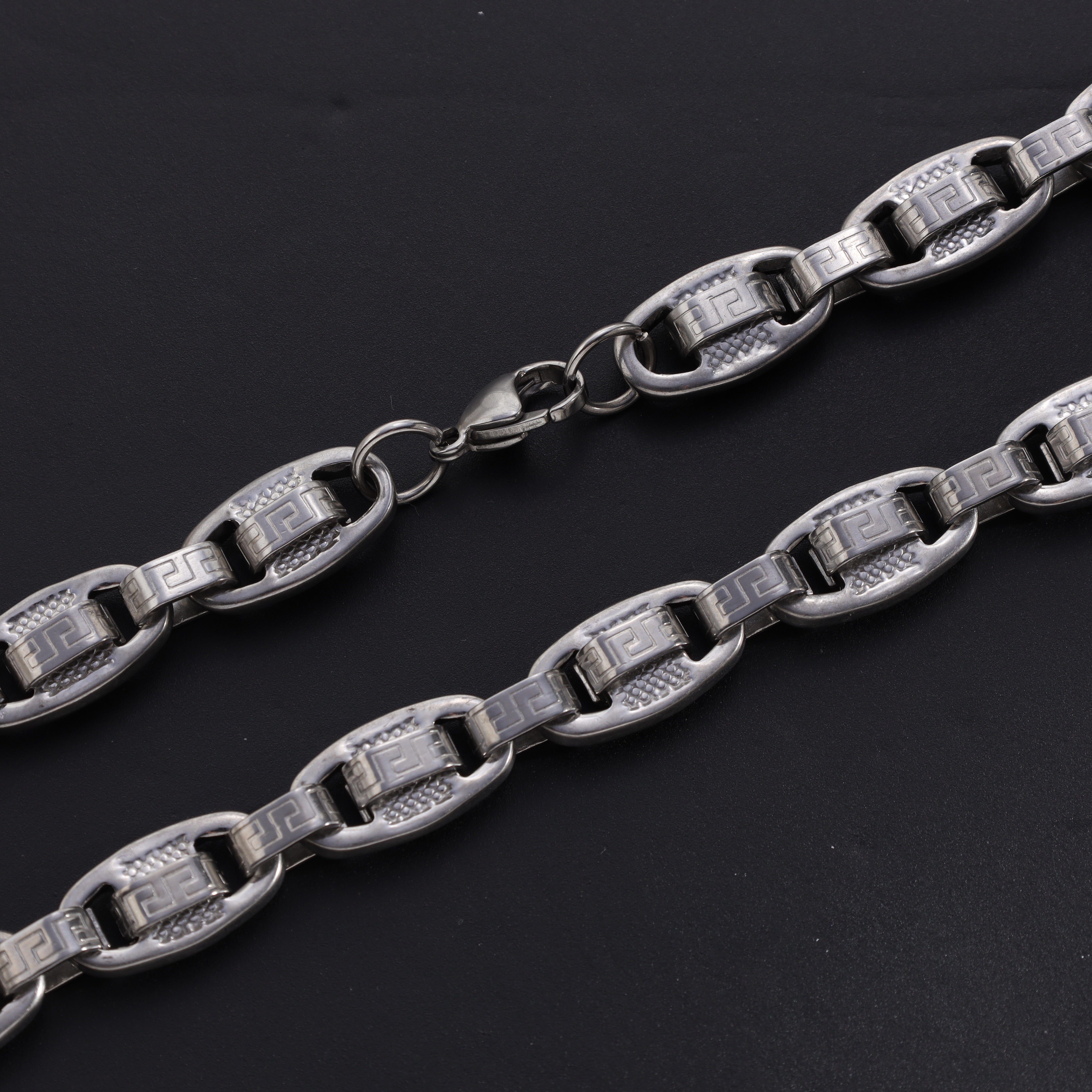 11mm Santorini design chain made of stainless steel