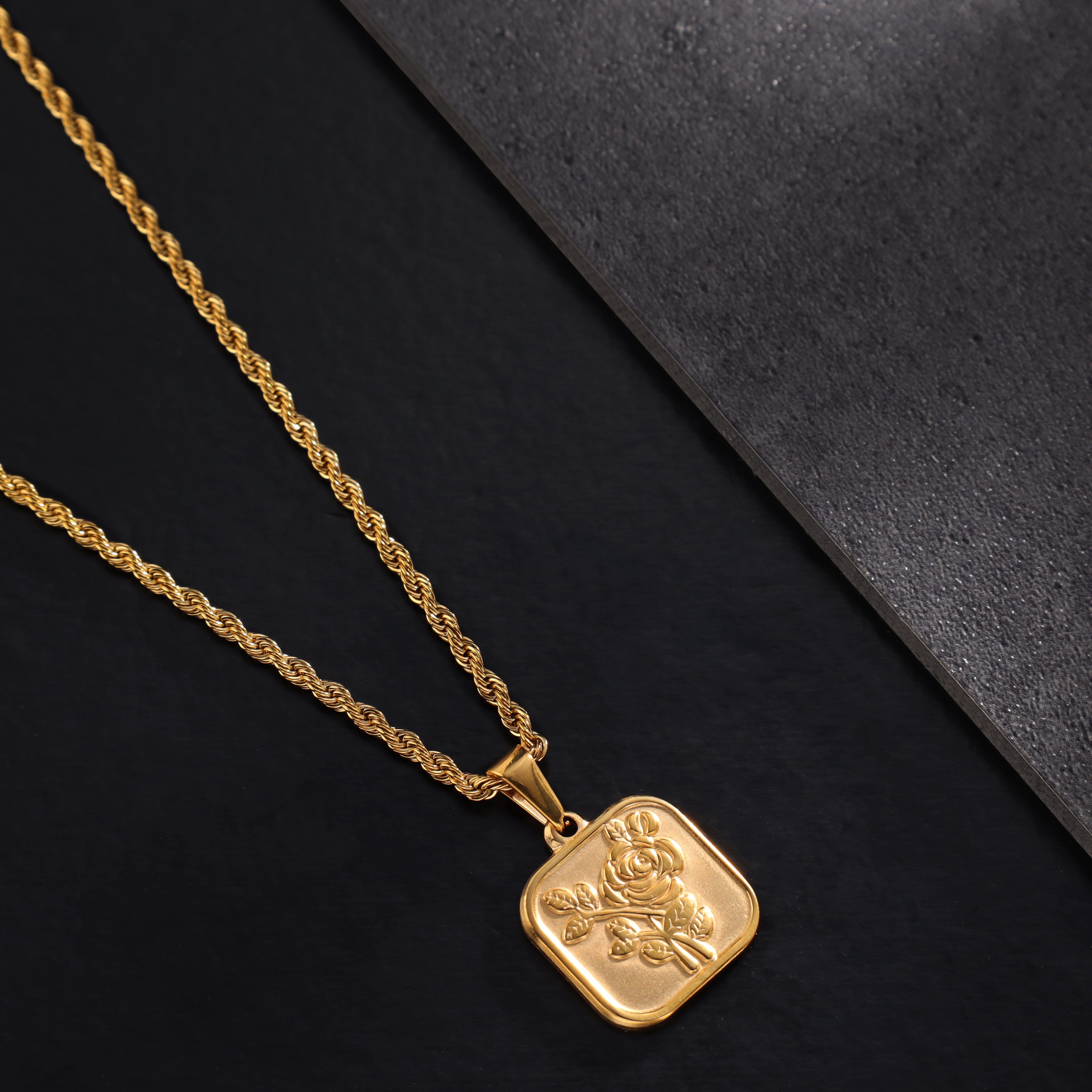 Rope Chain with Rose Pendant made of stainless steel 18K gold plated 