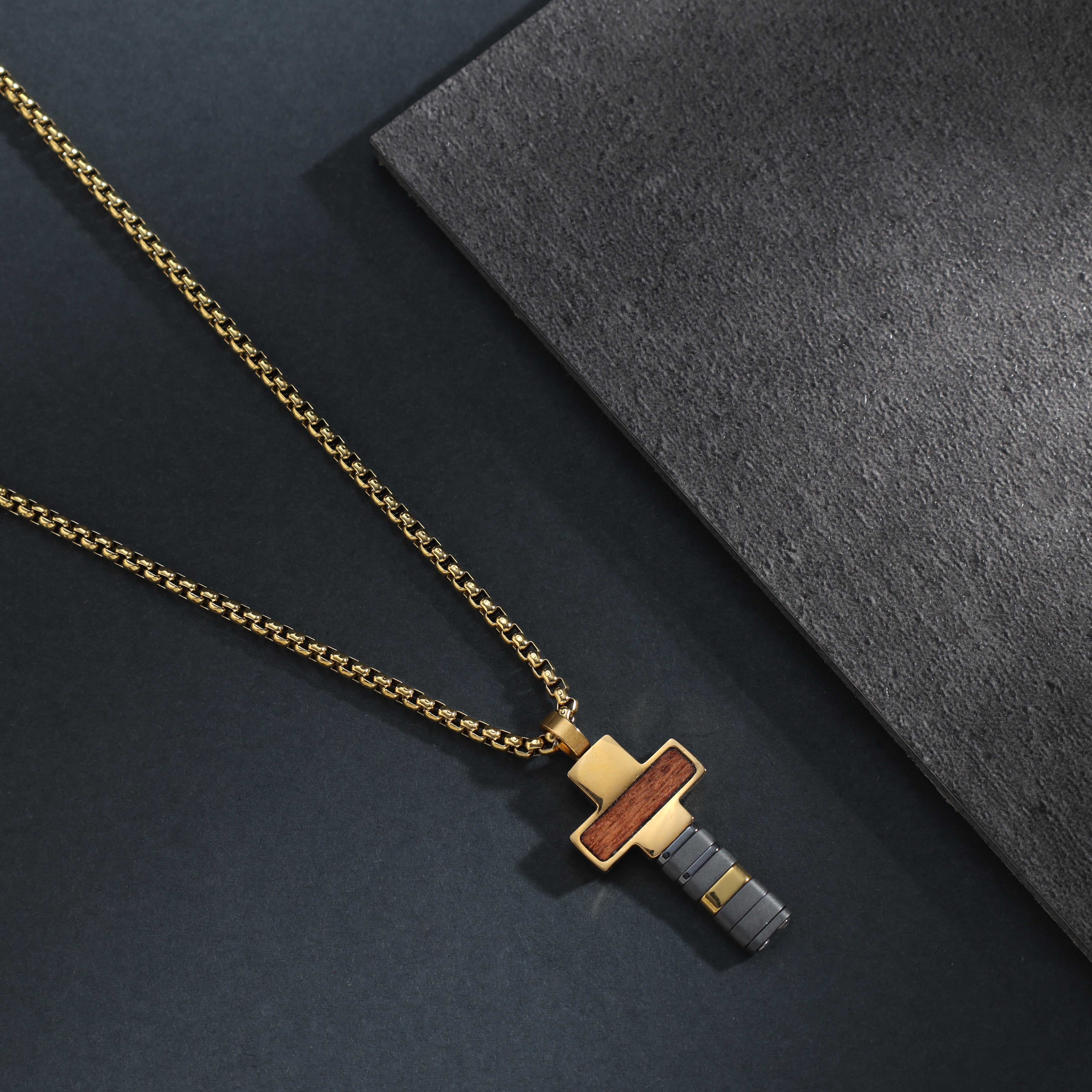 Box chain with pendant made of stainless steel 14K gold plated 