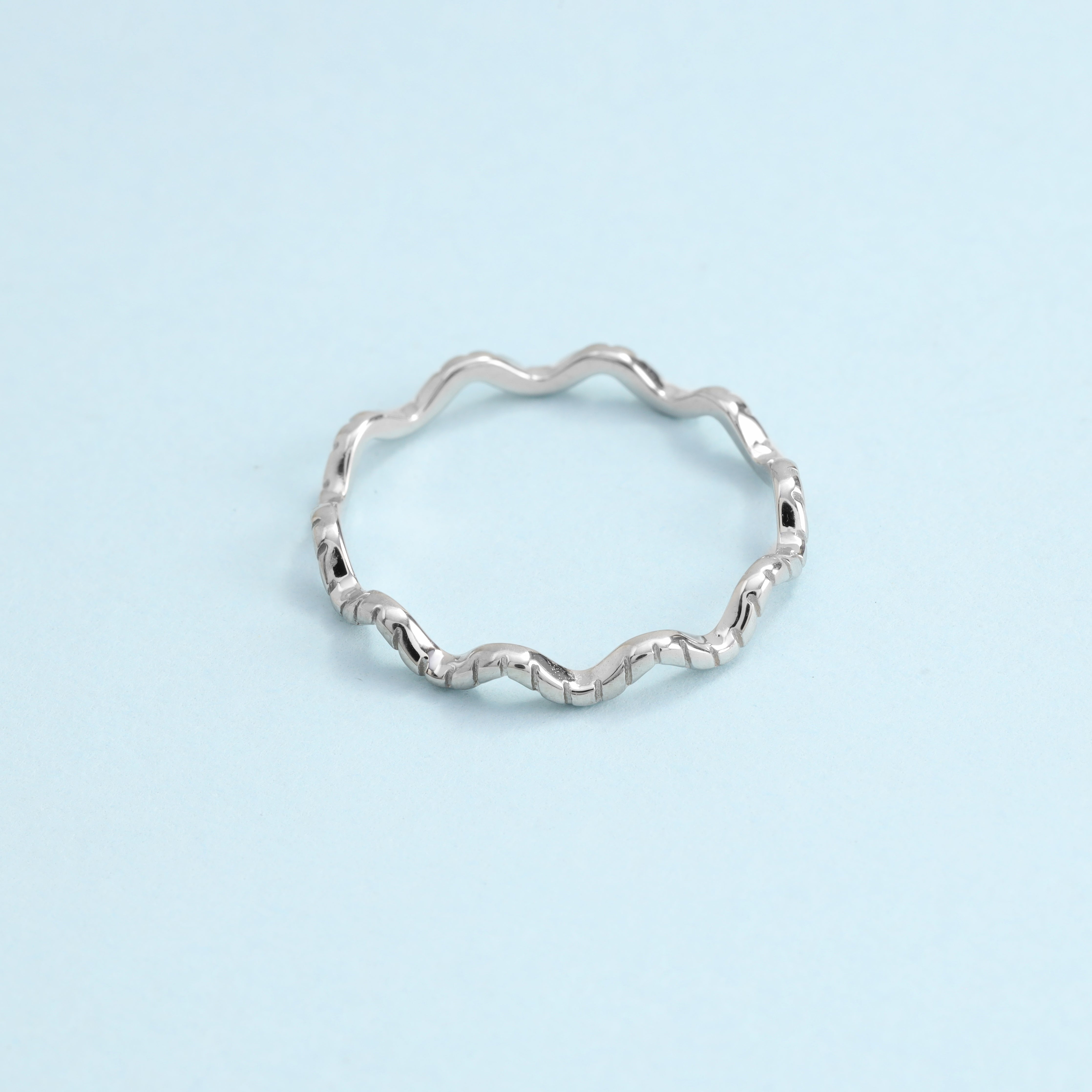 Damen Silberring Wave gewellter Ring Gr. 6/7/8 aus 925 Sterlingsilber - Taipan Schmuck
