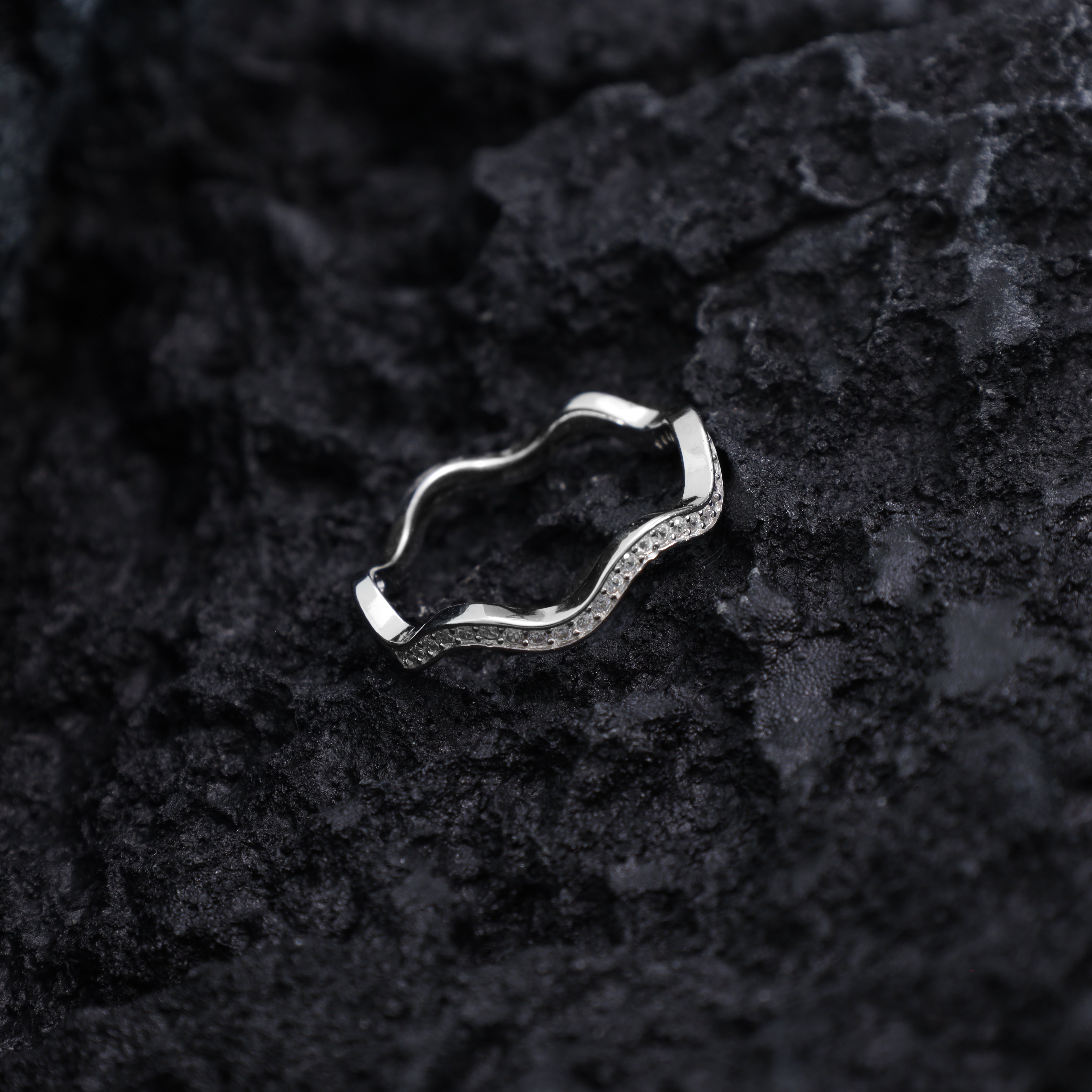 Damen Silberring gewellter Zirkonia Ring Gr. 6/7/8 aus 925 Sterlingsilber - Taipan Schmuck