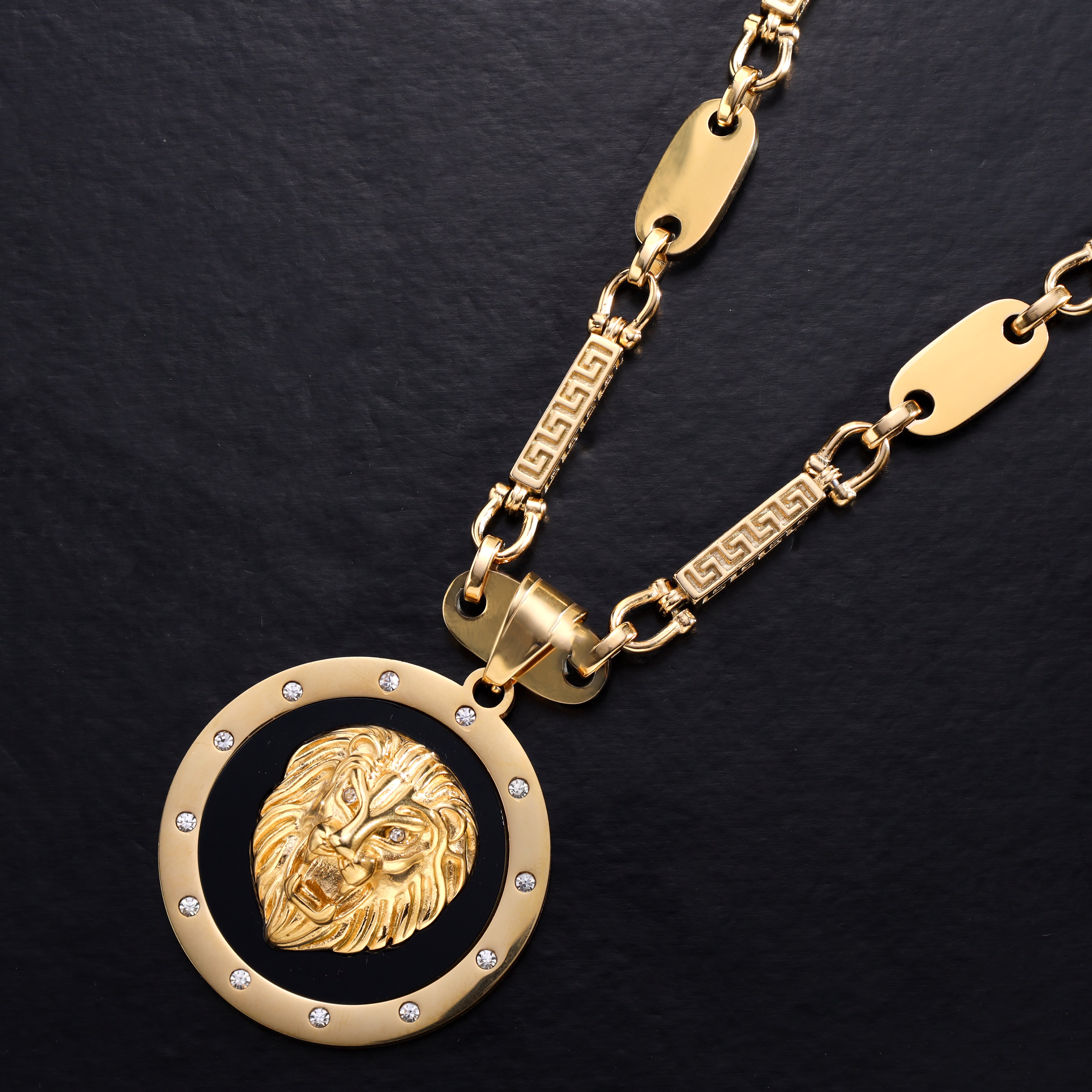 Iced Out Style Lion Pendant Made of Stainless Steel 18K Gold Plated