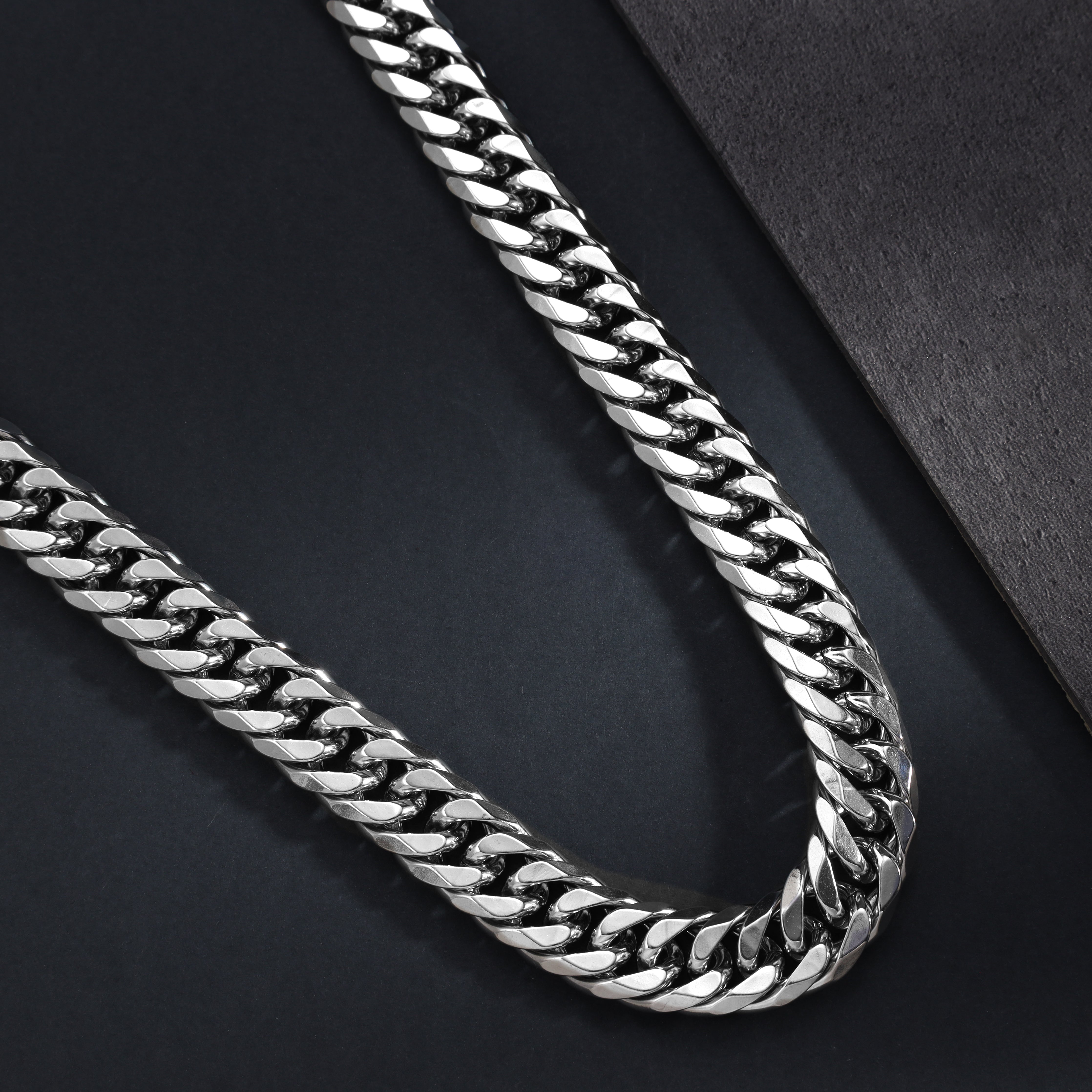 Solid double curb chain 16mm wide made of stainless steel