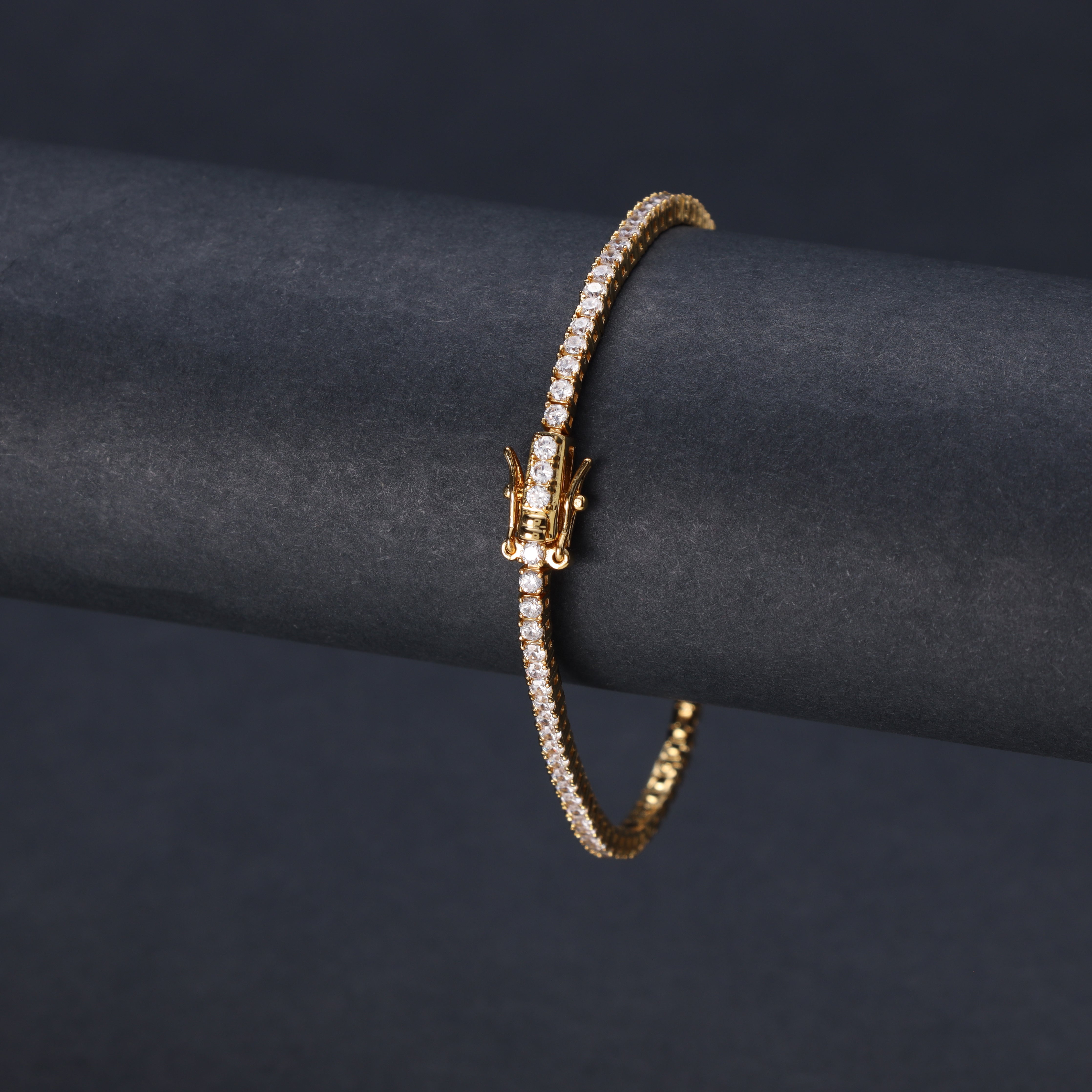 Tennis Chain Armband 2mm aus Edelstahl 18K Vergoldet - Taipan Schmuck