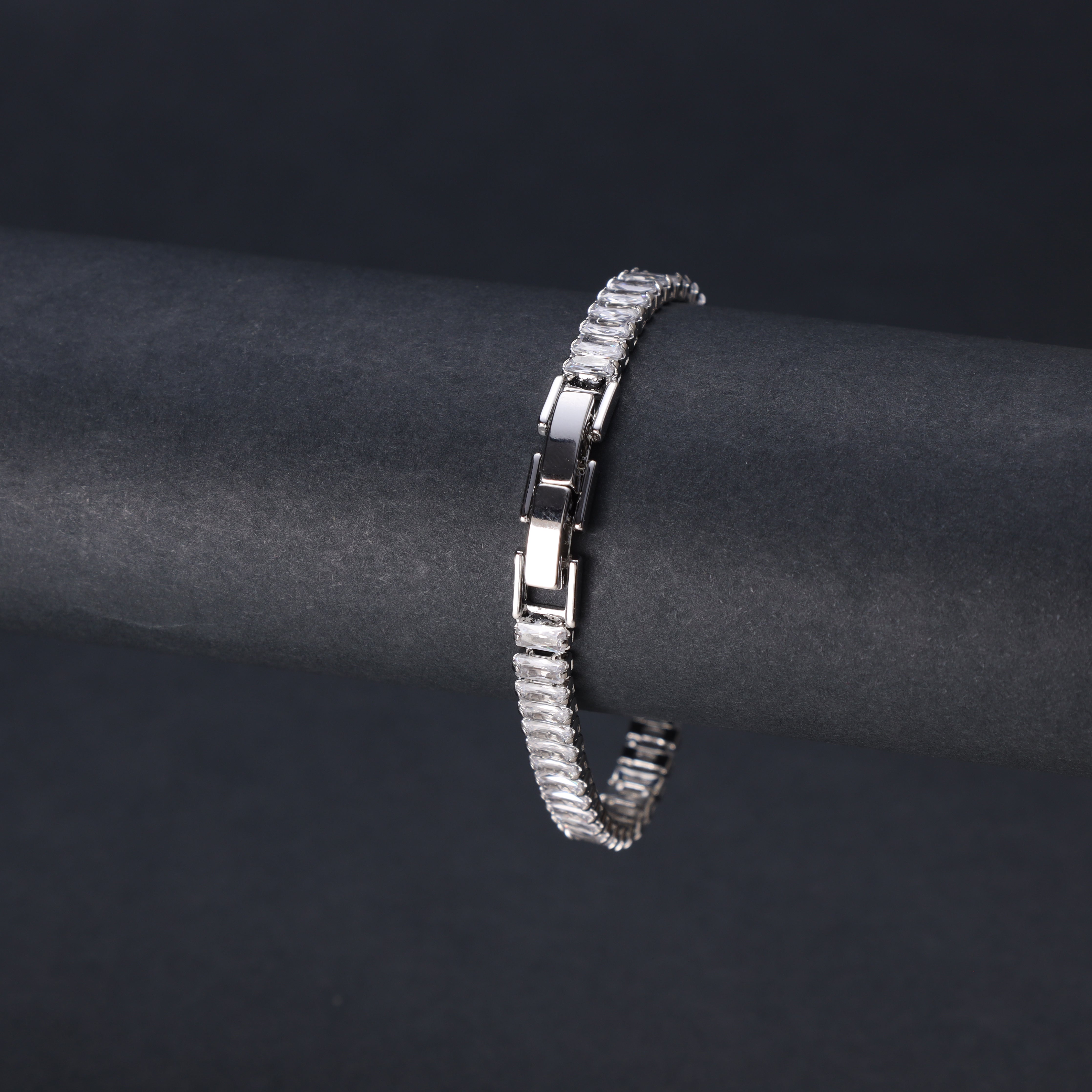 Damen Tennis Chain Iced out stil Armband 6mm aus Edelstahl - Taipan Schmuck