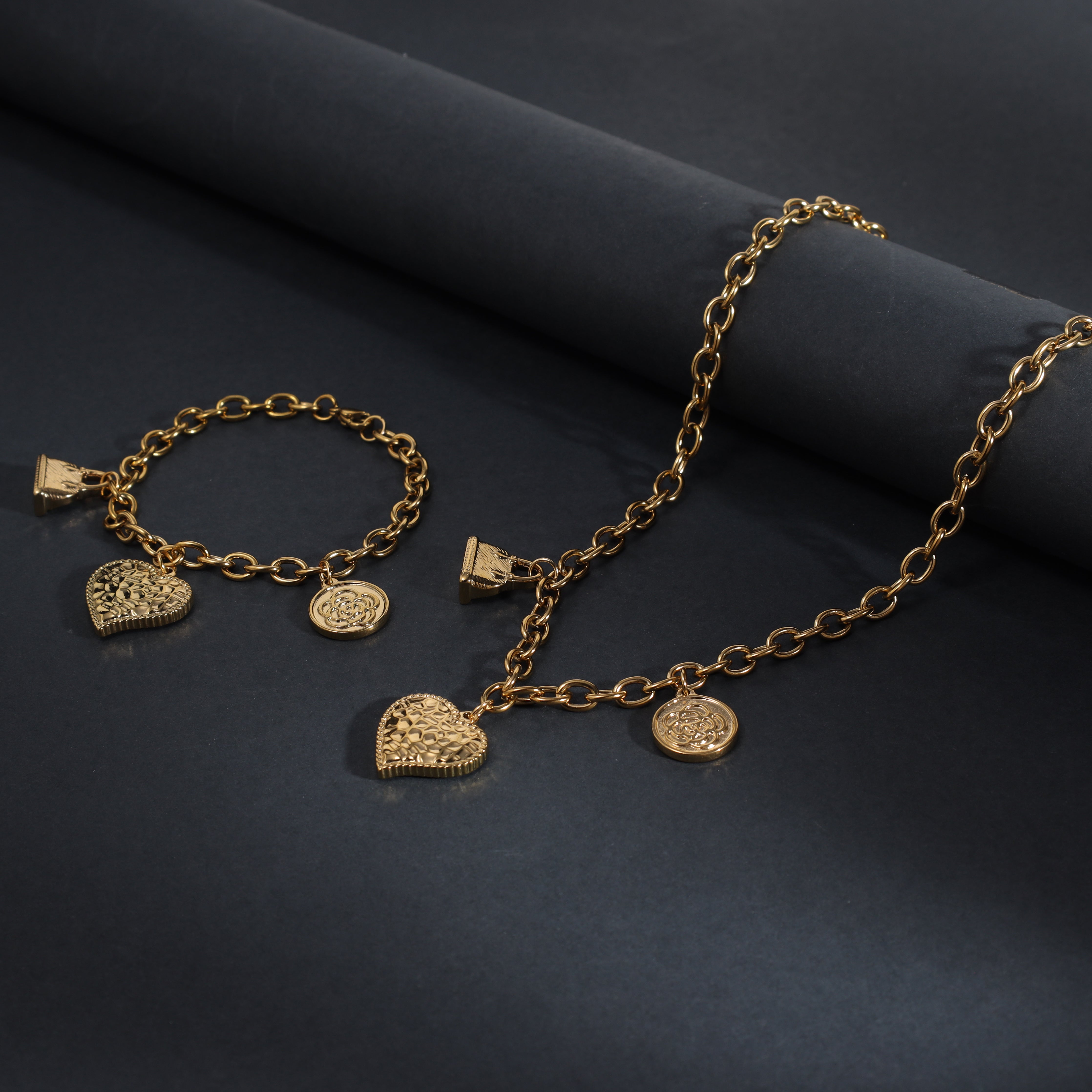 Damen SET Ankerkette + armbander mit hertz anhanger 6mm aus Edelstahl 18K Vergoldet - Taipan Schmuck