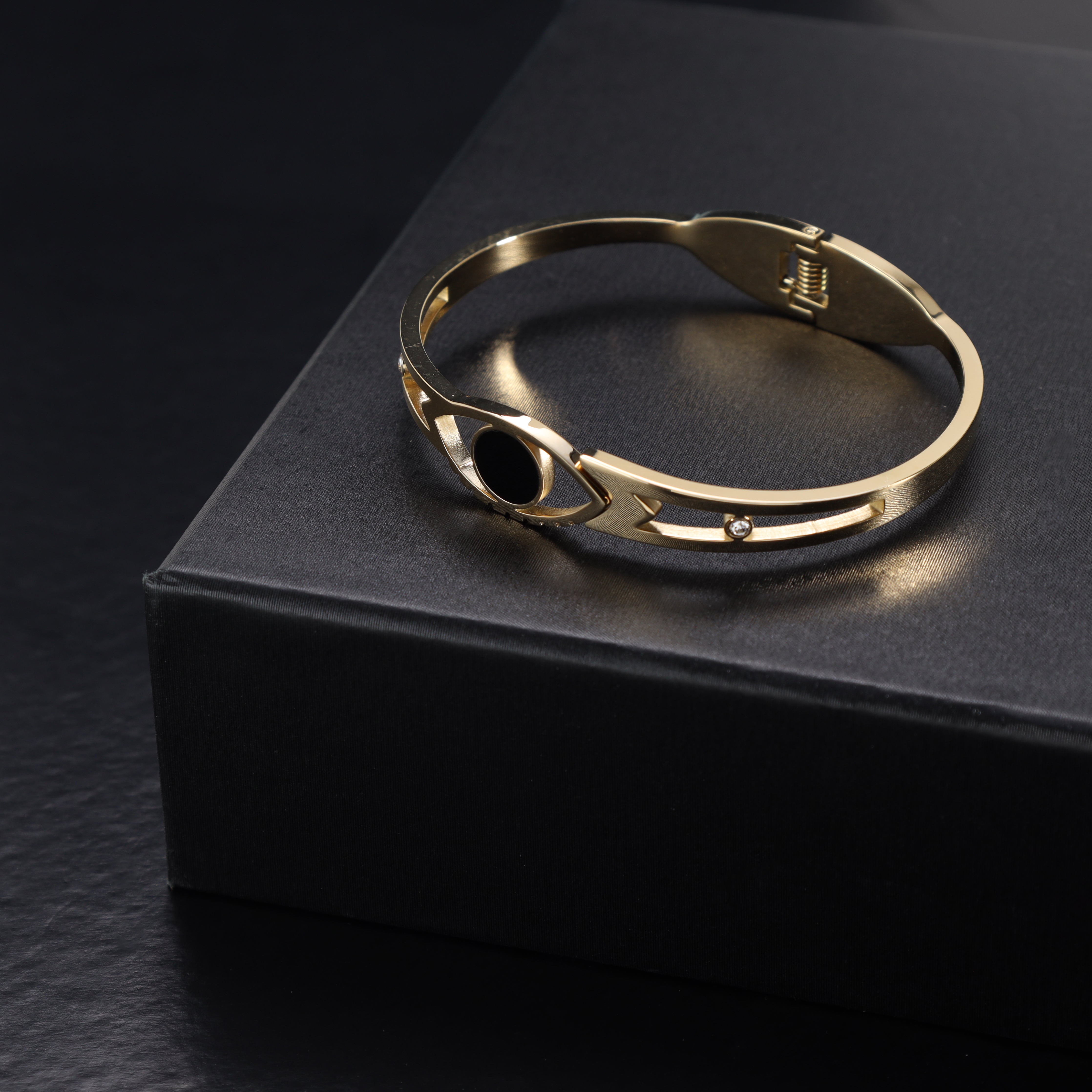 Armreifen armband aus Edelstahl 18K Vergoldet - Taipan Schmuck