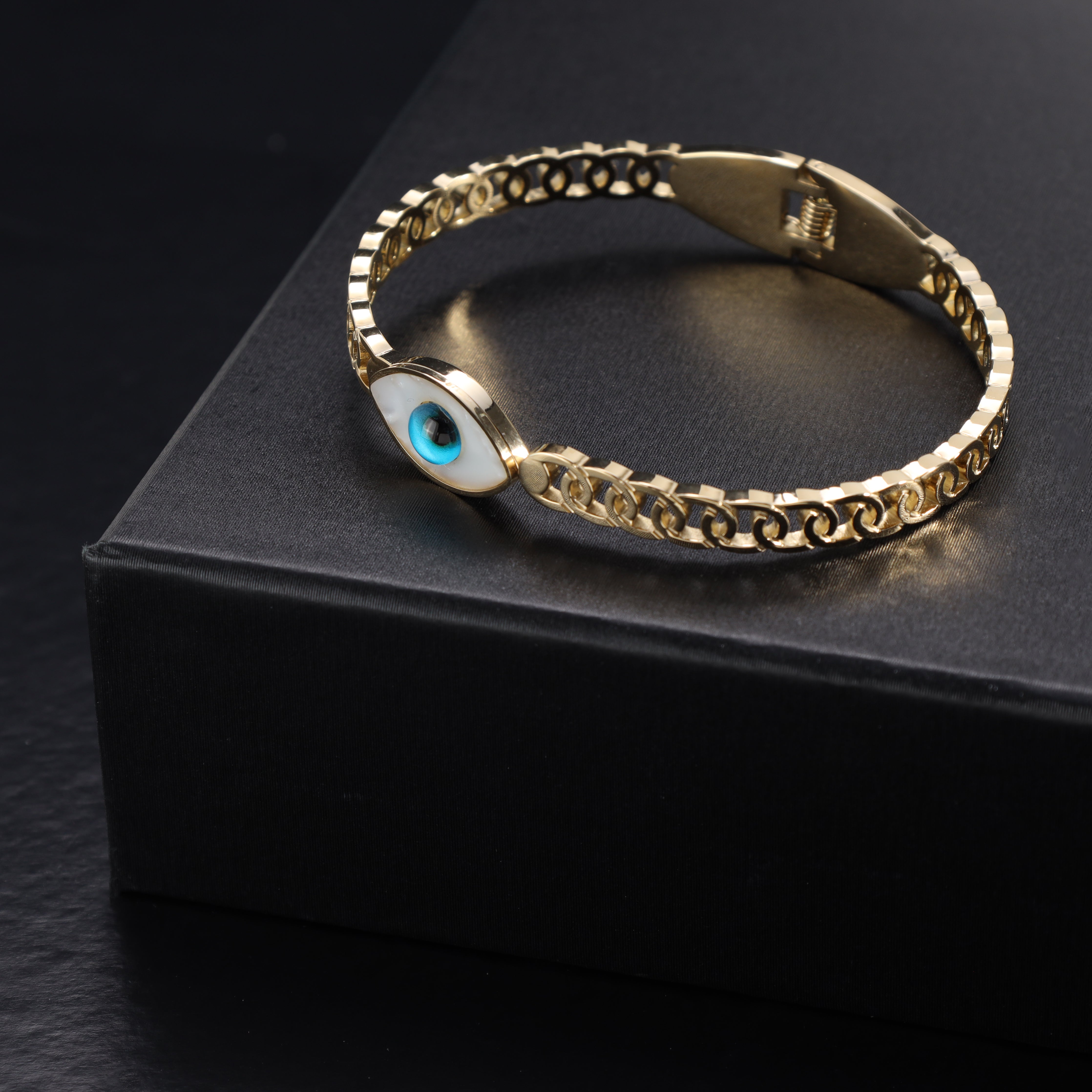 Armreifen armband mit Nazar evil eye aus Edelstahl 18K Vergoldet - Taipan Schmuck