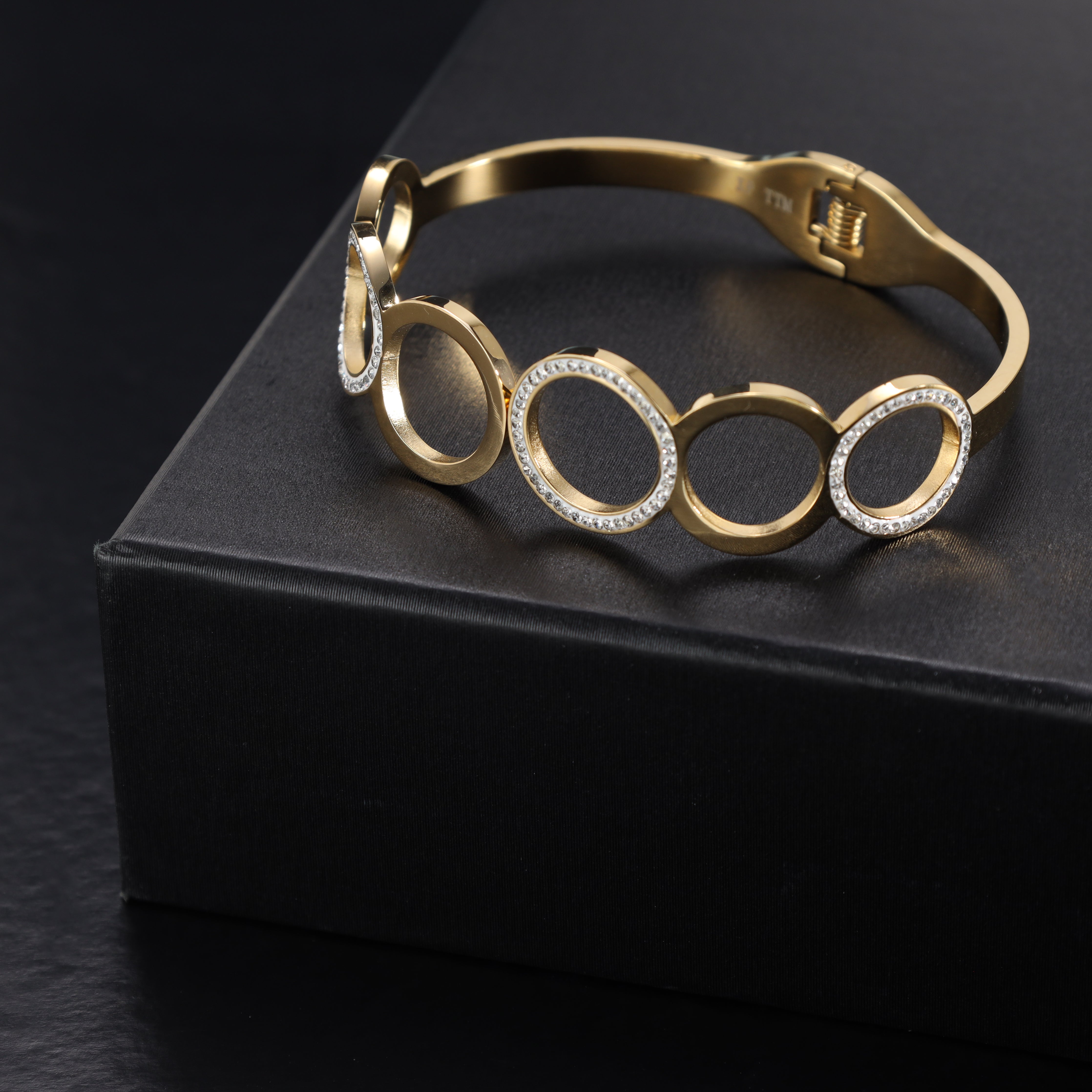 Armreifen armband aus Edelstahl 18K Vergoldet - Taipan Schmuck