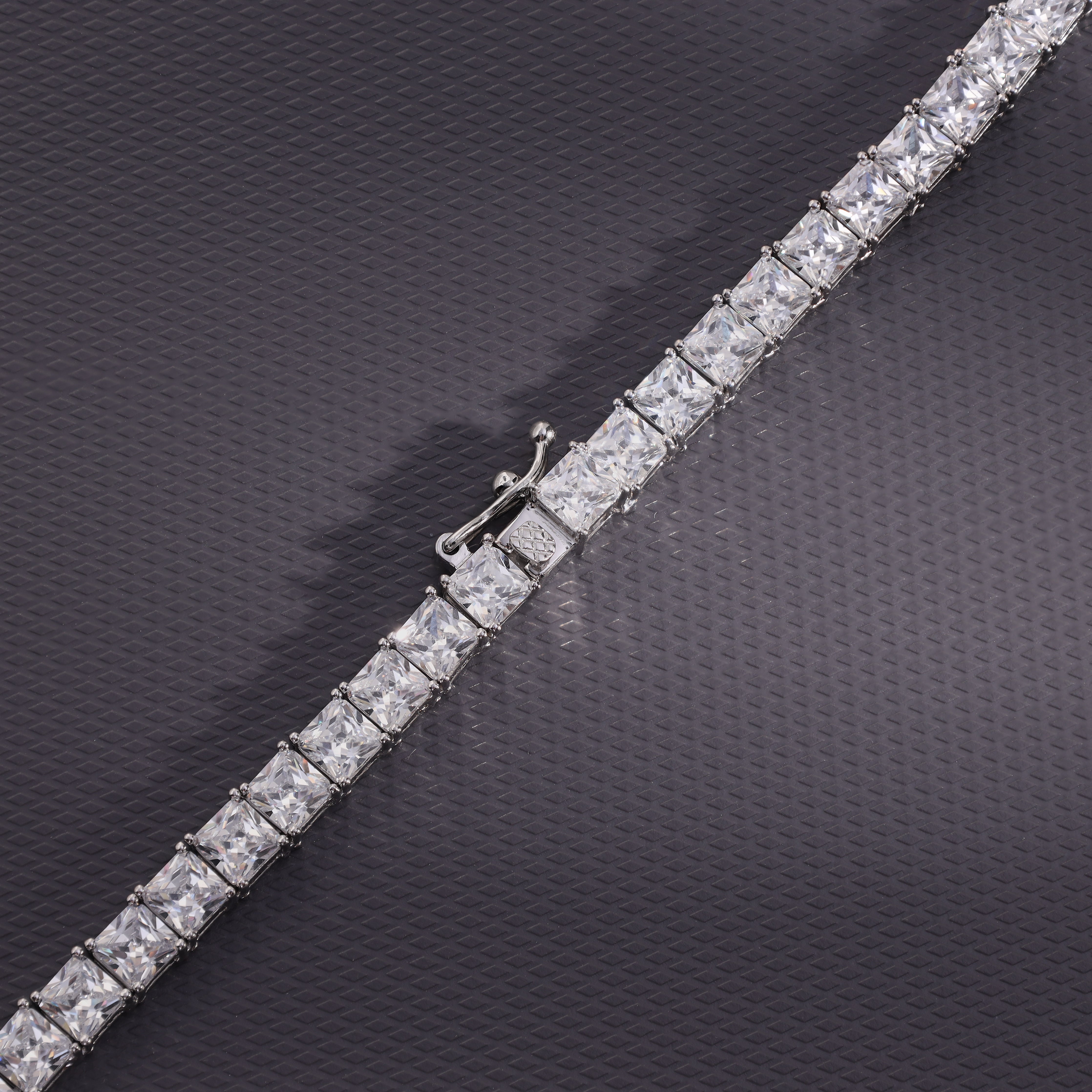 Iced Out Tennis chain 6mm breit 55cm lang aus 925 Sterling Silber (K863) - Taipan Schmuck